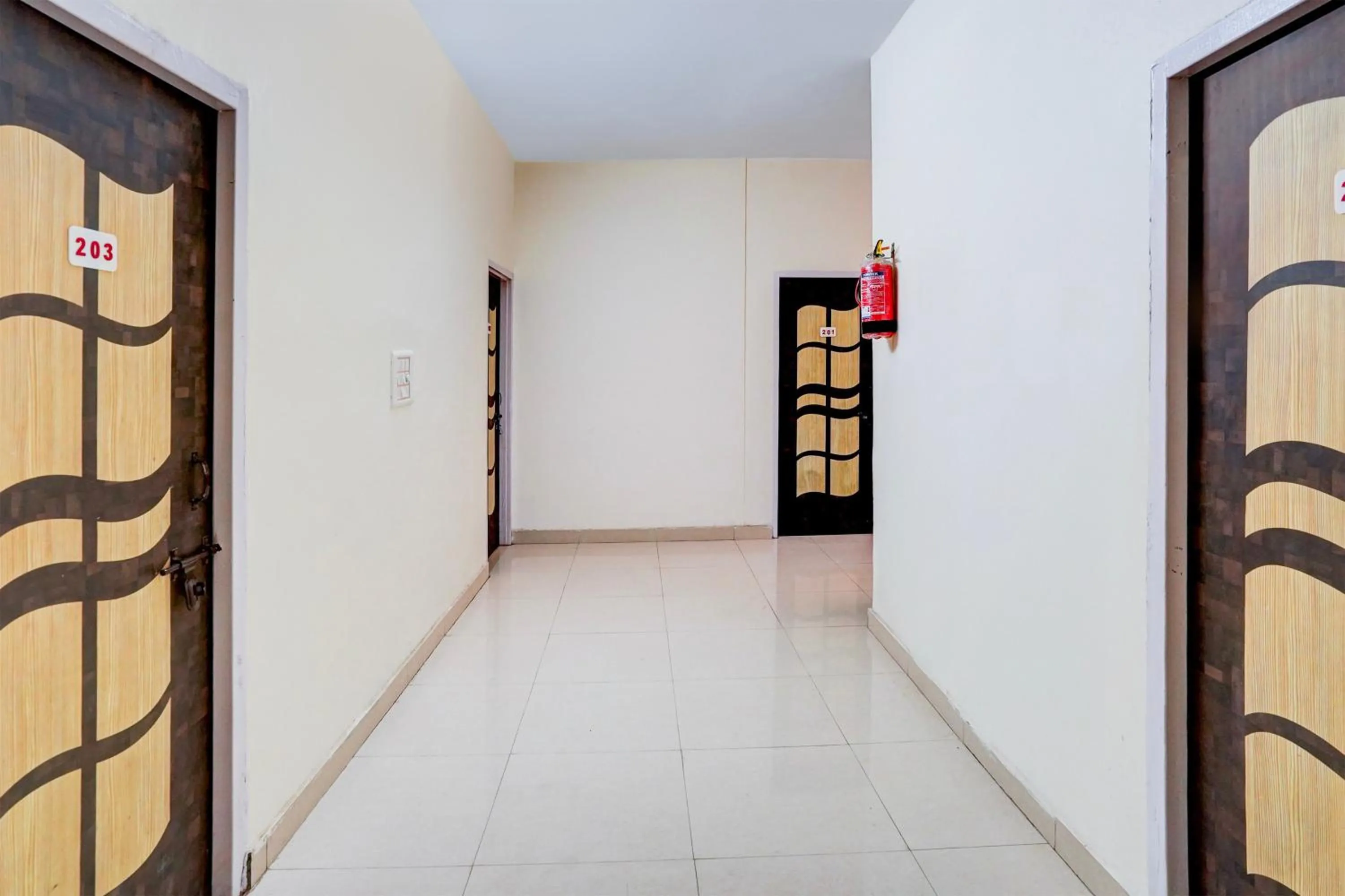 Lobby or reception in Hotel O Sudhowala Near Nanda ki Chowk