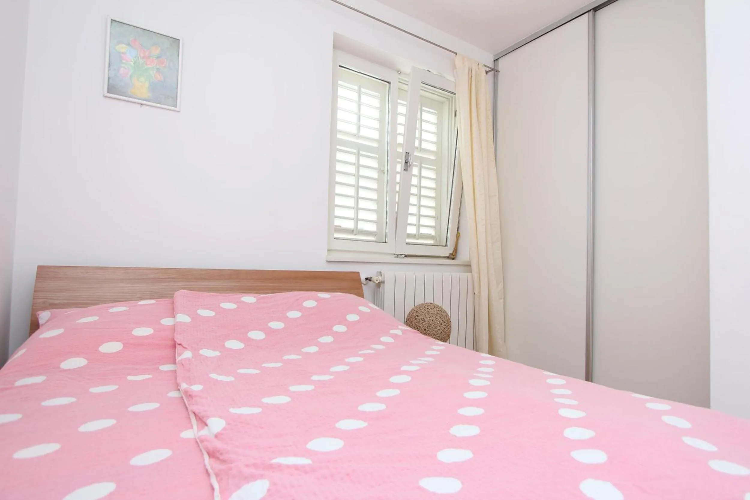 Bedroom, Bed in Apartment Suzana