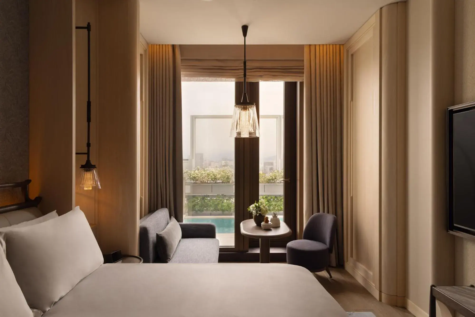Double or Twin Room with Swimming Pool Access in Capella Taipei Double or Twin Room with Swimming Pool Access in Capella Taipei