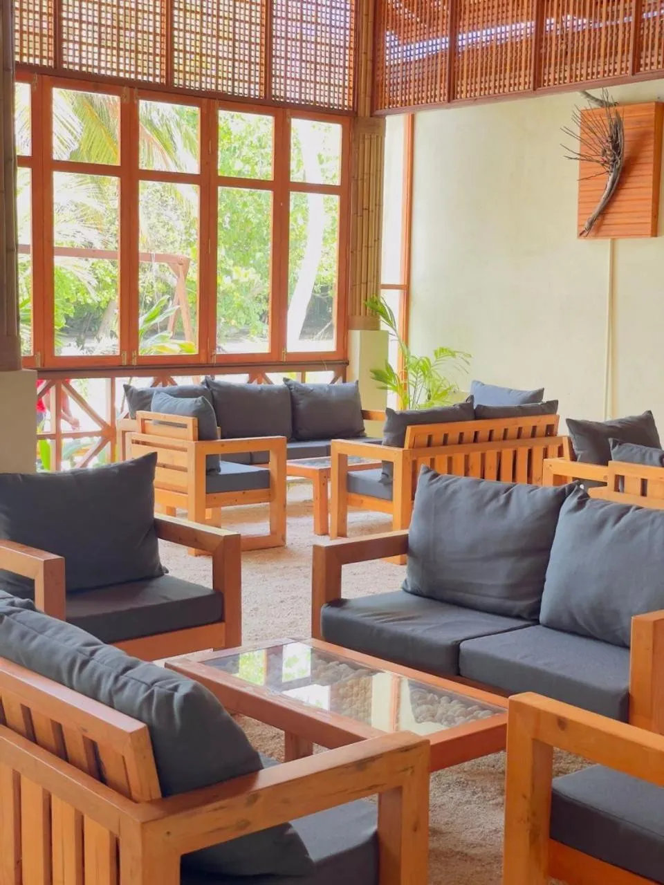 Restaurant/places to eat in Rattehi Inn at Rakeedhoo