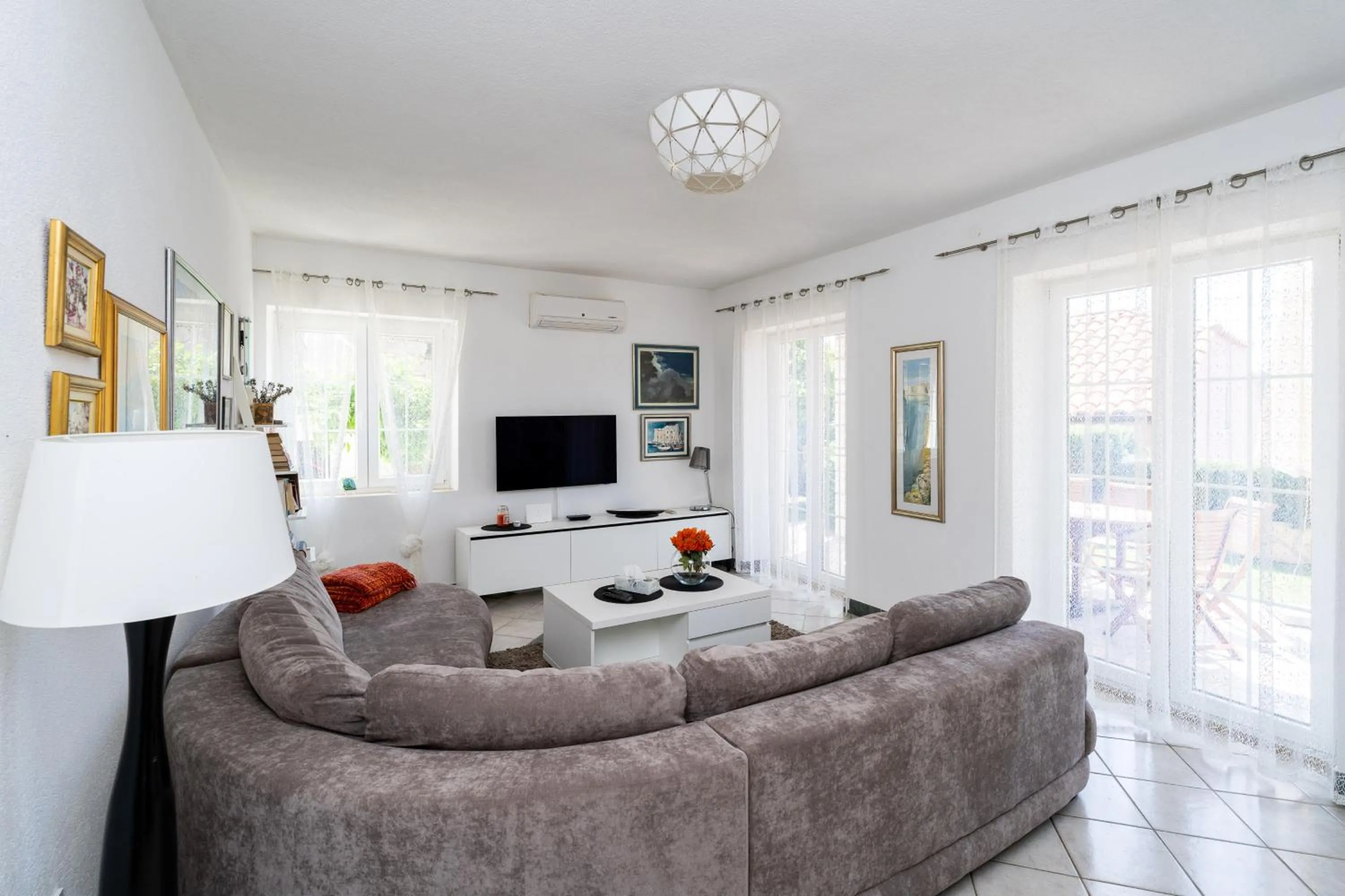 Living room in Villa Vista Old Town