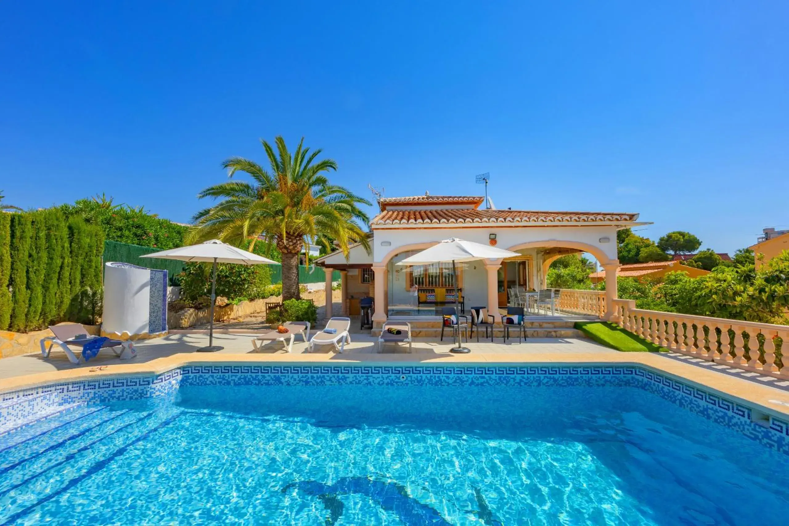 Villa Mona - PlusHolidays Villa Mona - PlusHolidays