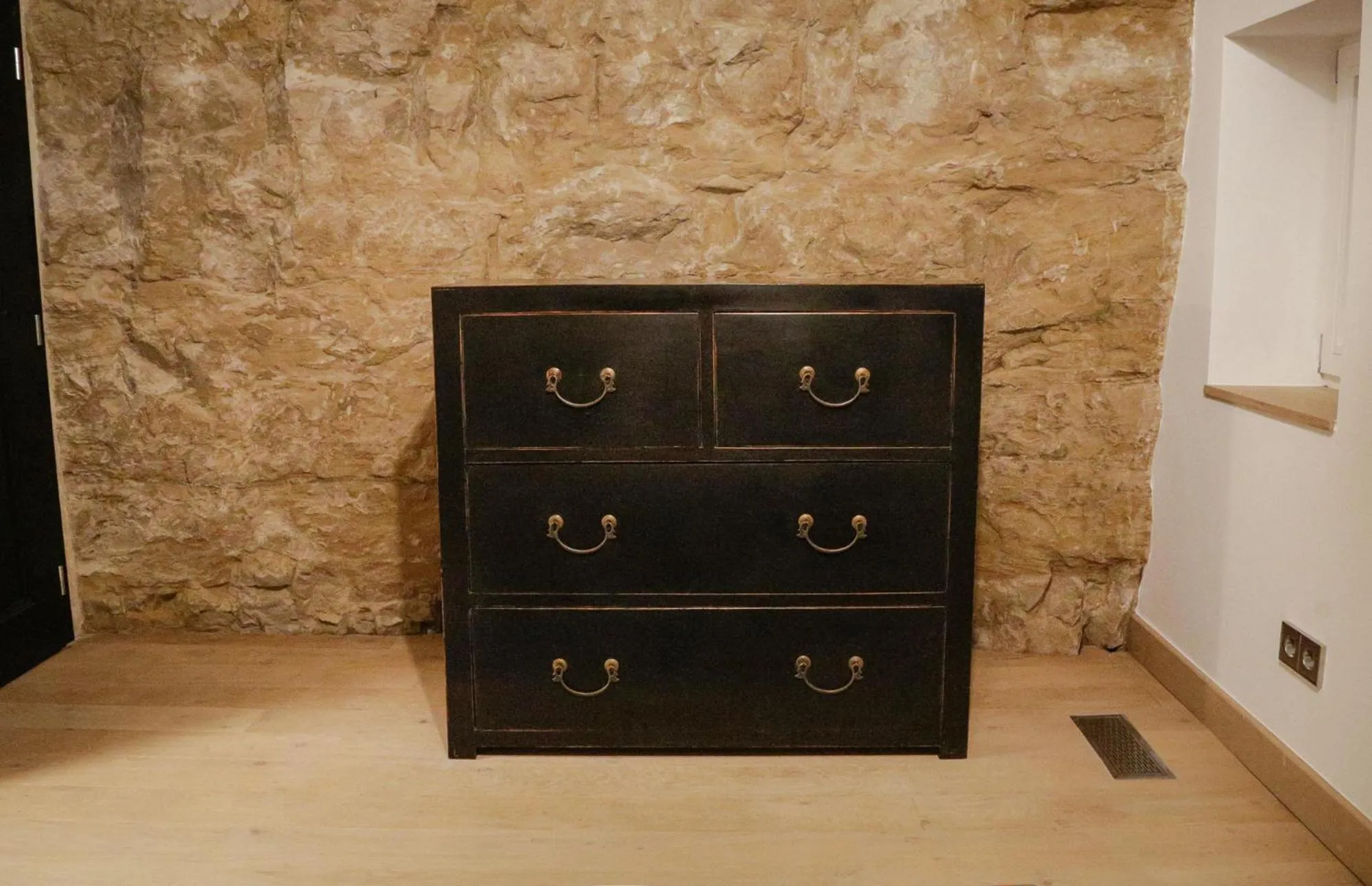 Decorative detail in La Pipistrelle Hotel