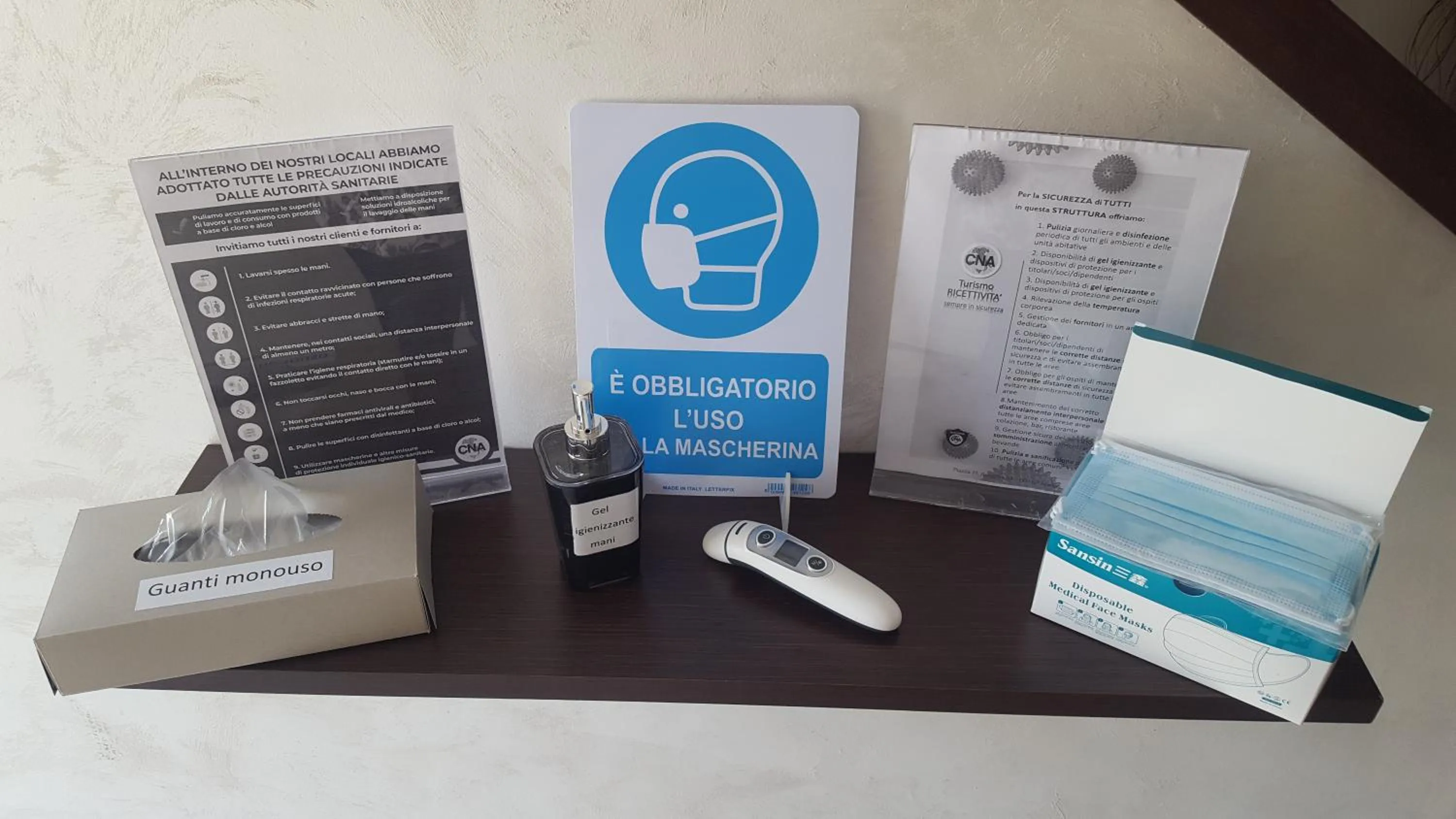 Lobby or reception in Hotel Luxor Florence