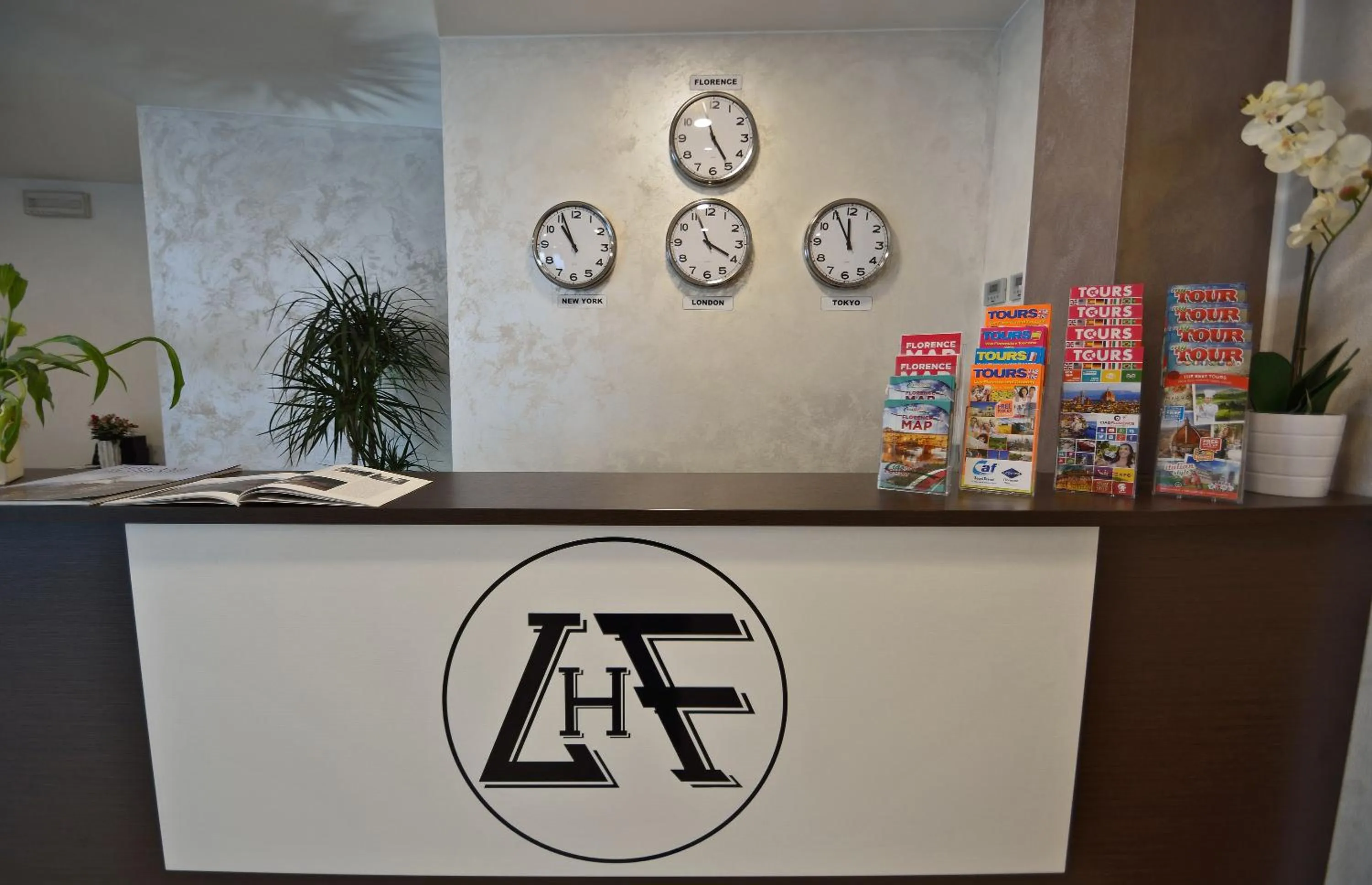 Lobby or reception in Hotel Luxor Florence