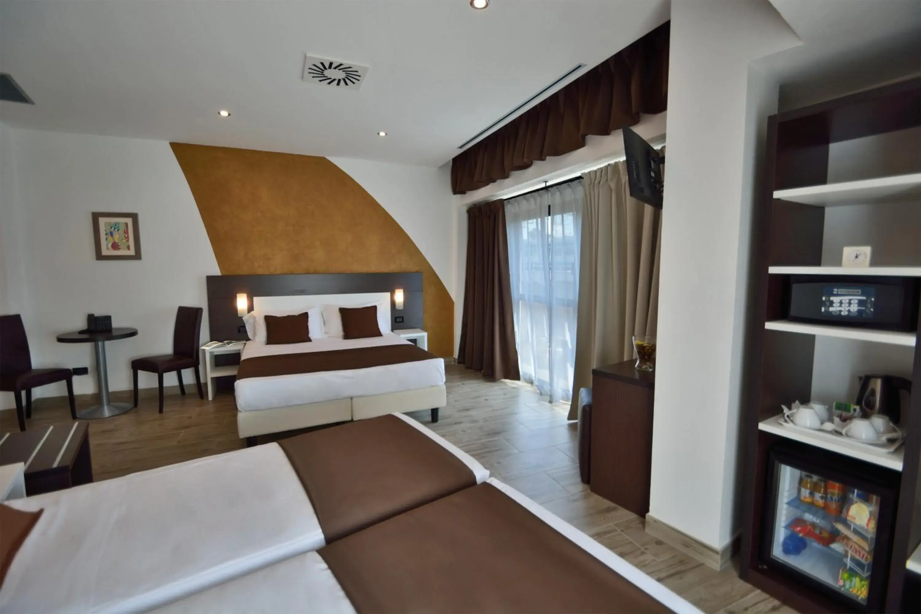 Photo of the whole room, Bed in Hotel Luxor Florence Photo of the whole room, Bed in Hotel Luxor Florence