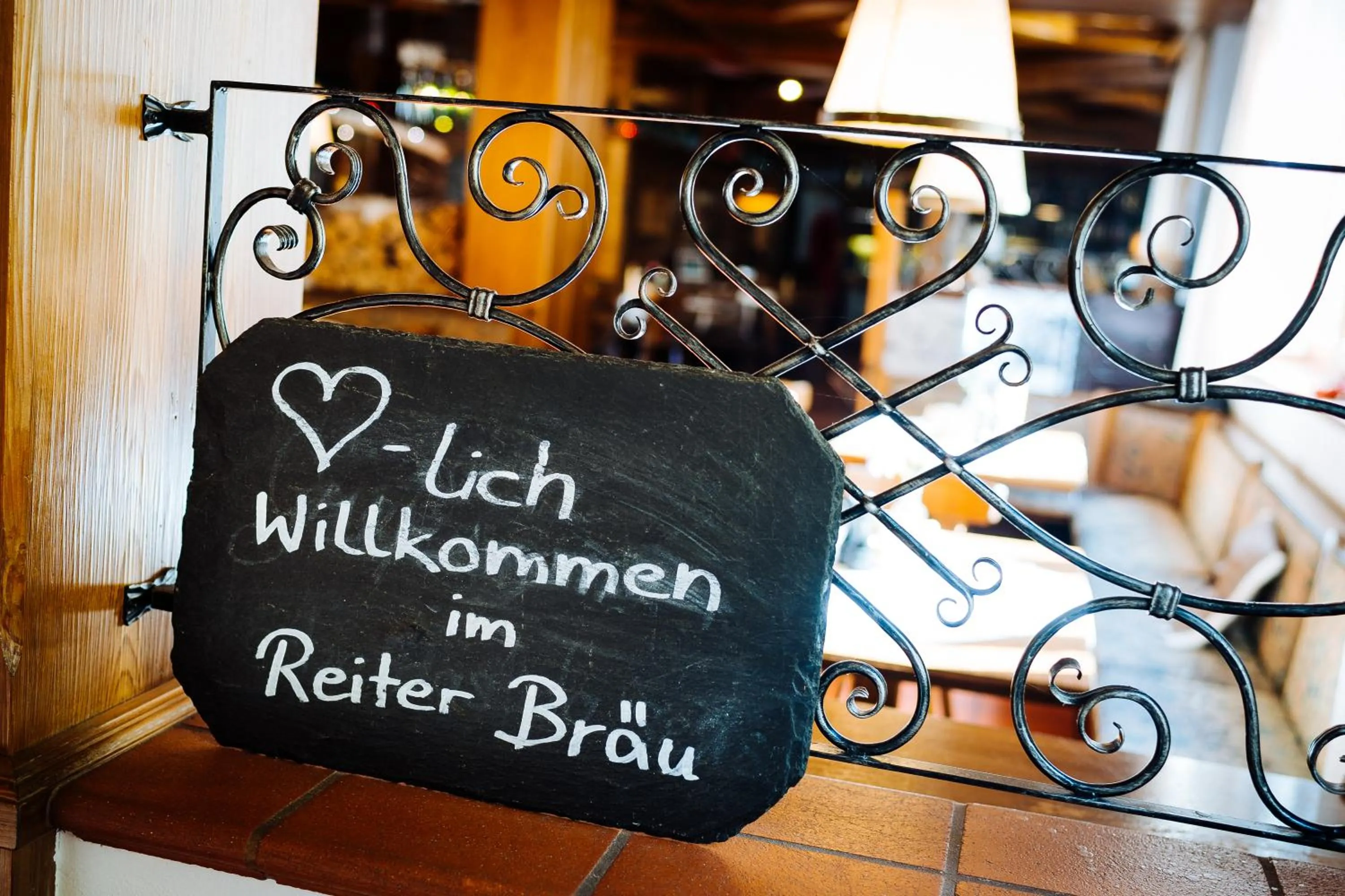 Logo/Certificate/Sign in Hotel Reiter Bräu