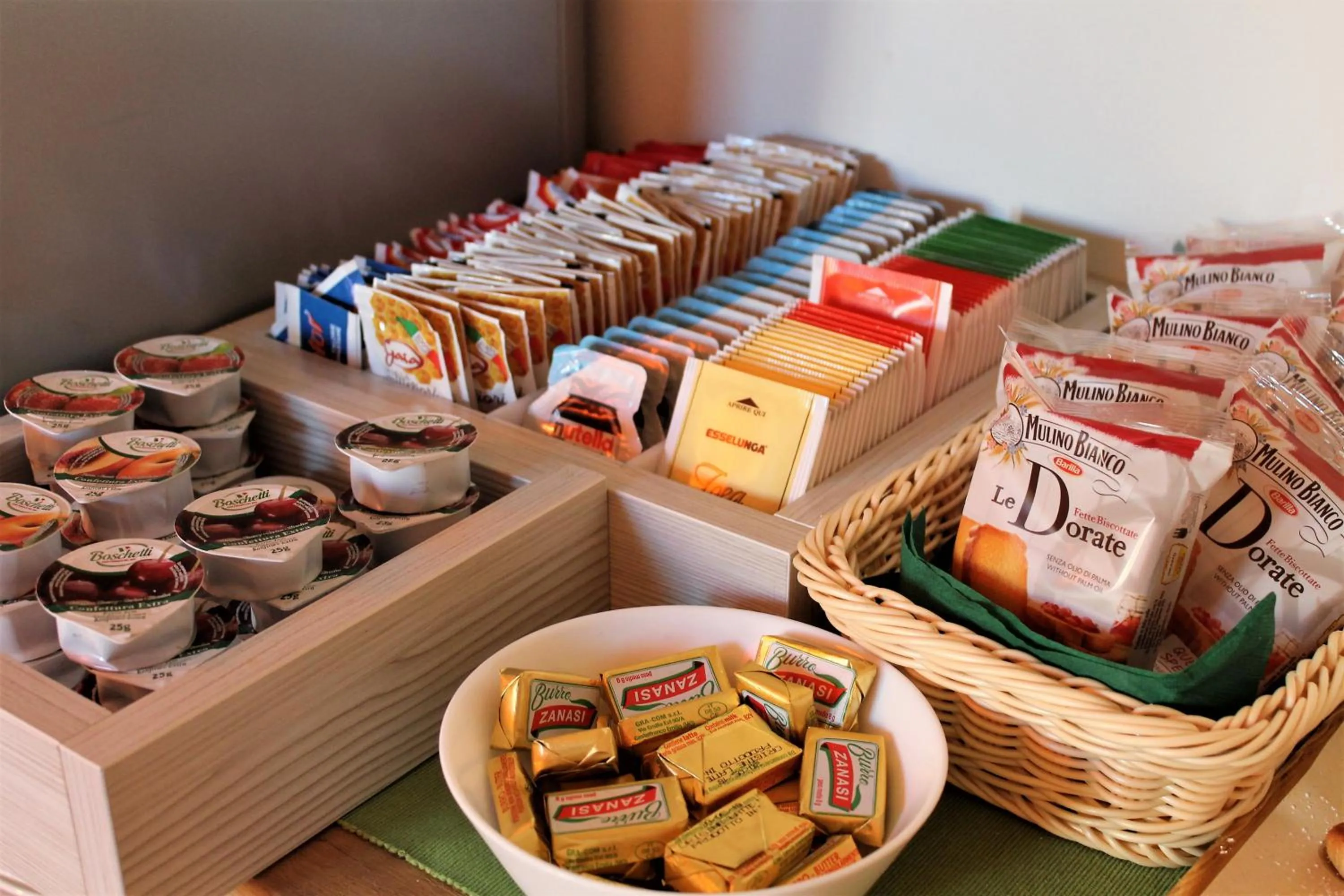 Breakfast in Vele Storiche Pisane - free private parking