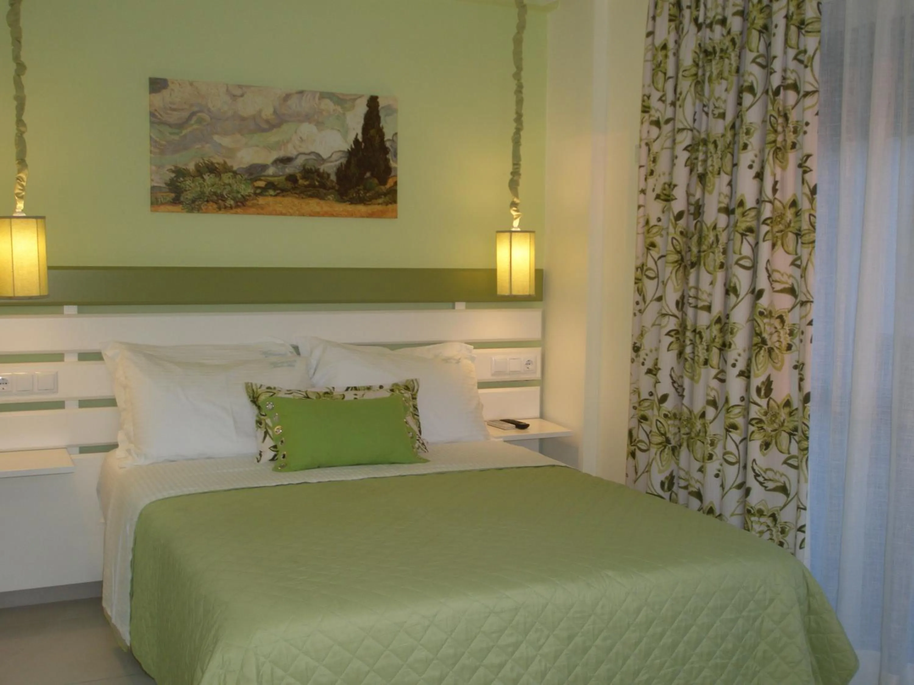 Photo of the whole room, Bed in WhiteSands Beach Resort