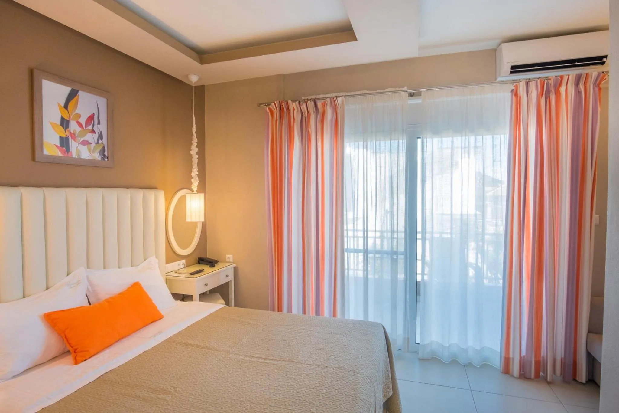 Photo of the whole room, Bed in WhiteSands Beach Resort