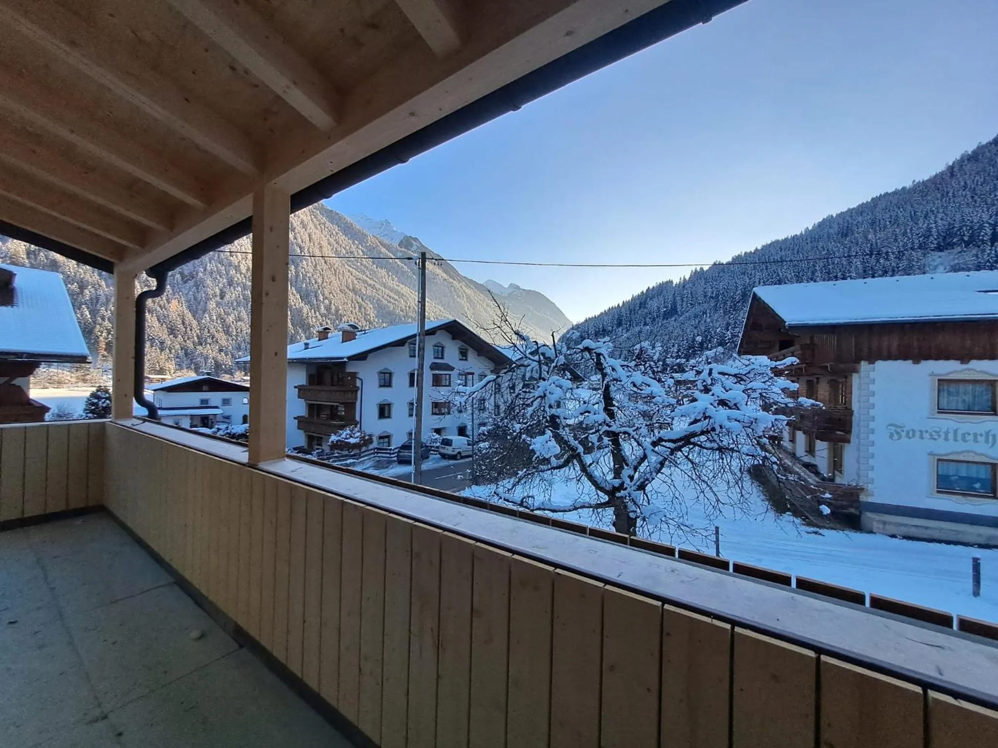 "Frechdax - Apartments Stubai" Unique Apartments, near BUS STOP & GROCERY STORE, inkl STUBAI SUPERCARD & INFRARED CABIN