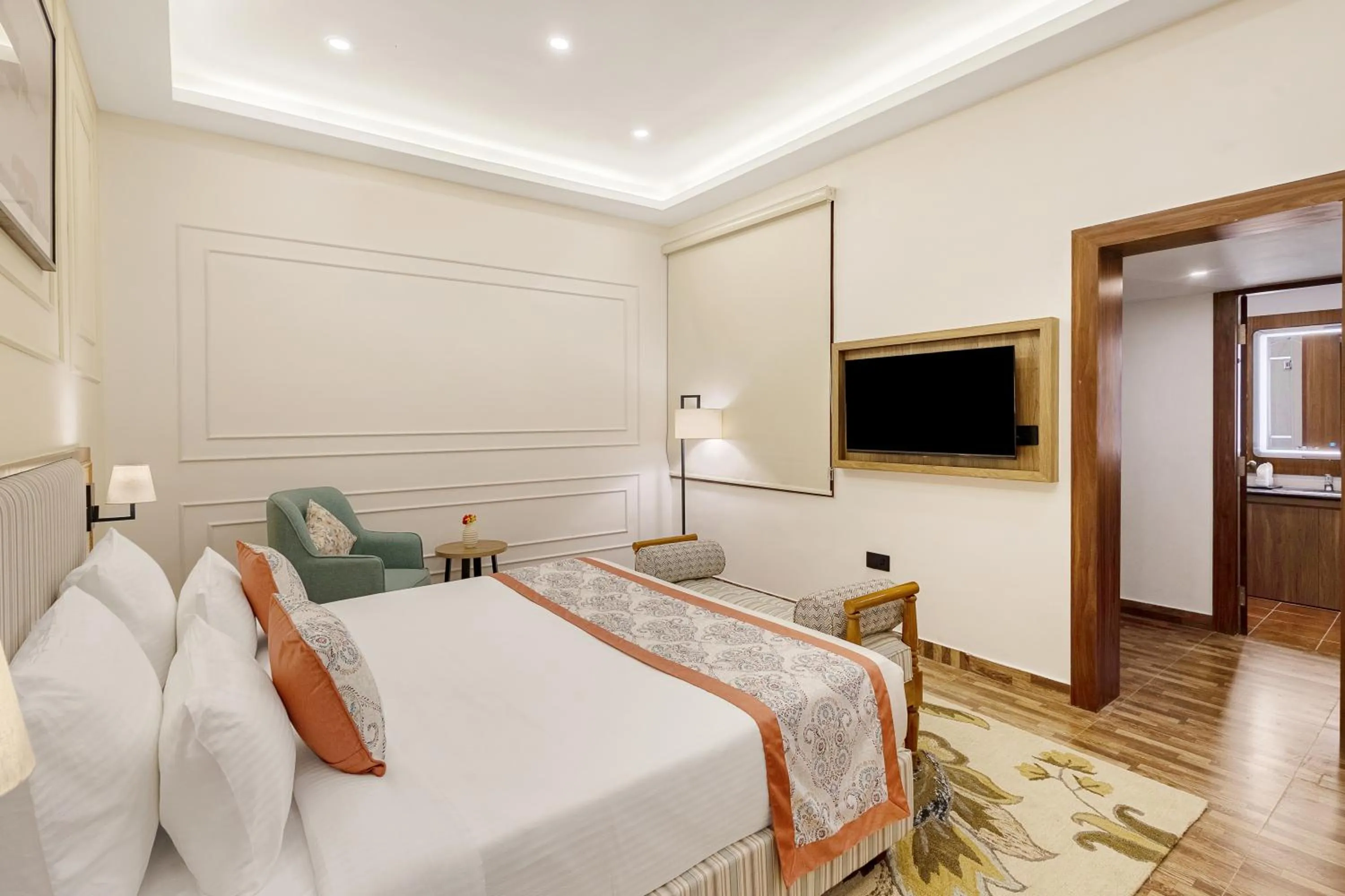 Photo of the whole room, Bed in Sterling Bagh Ranthambore