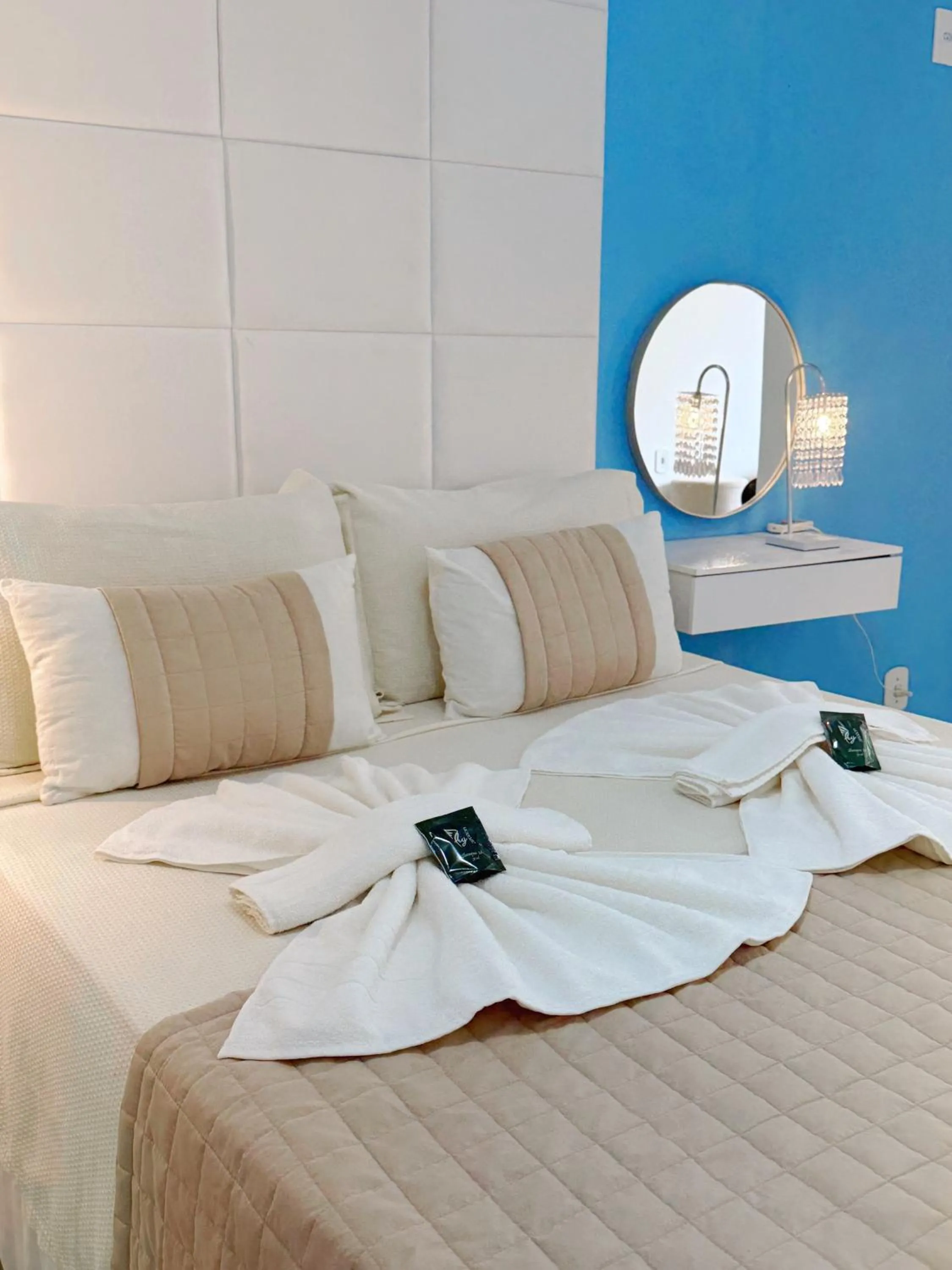 Bed in EstrelaMar Ferradura Restaurante & Spa