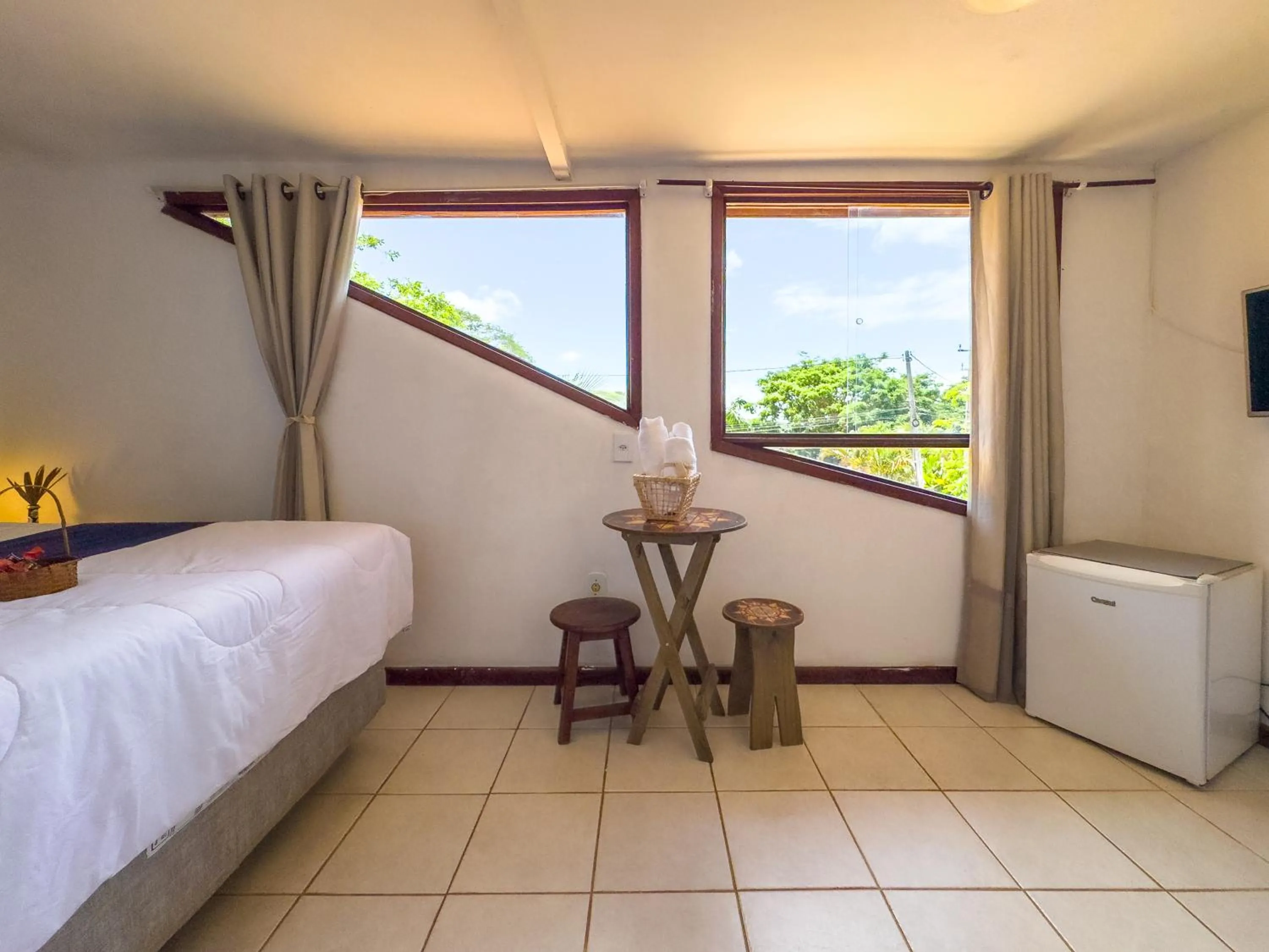 Bed in EstrelaMar Ferradura Restaurante & Spa