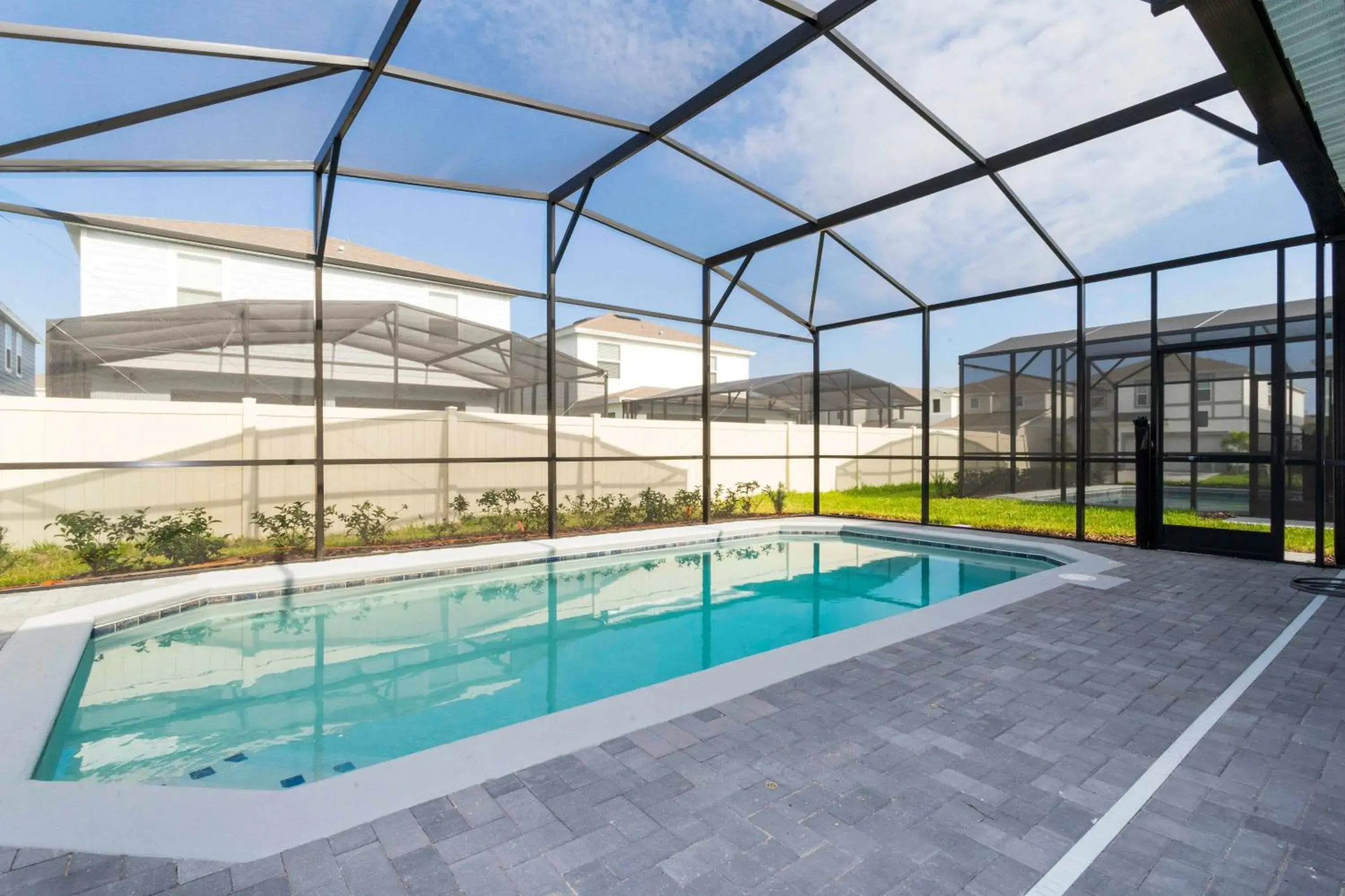Five-Bedroom House in 5-BR Luxury Villa with Pool - Disney Delight - Windsor Island - 3312 LW Five-Bedroom House in 5-BR Luxury Villa with Pool - Disney Delight - Windsor Island - 3312 LW