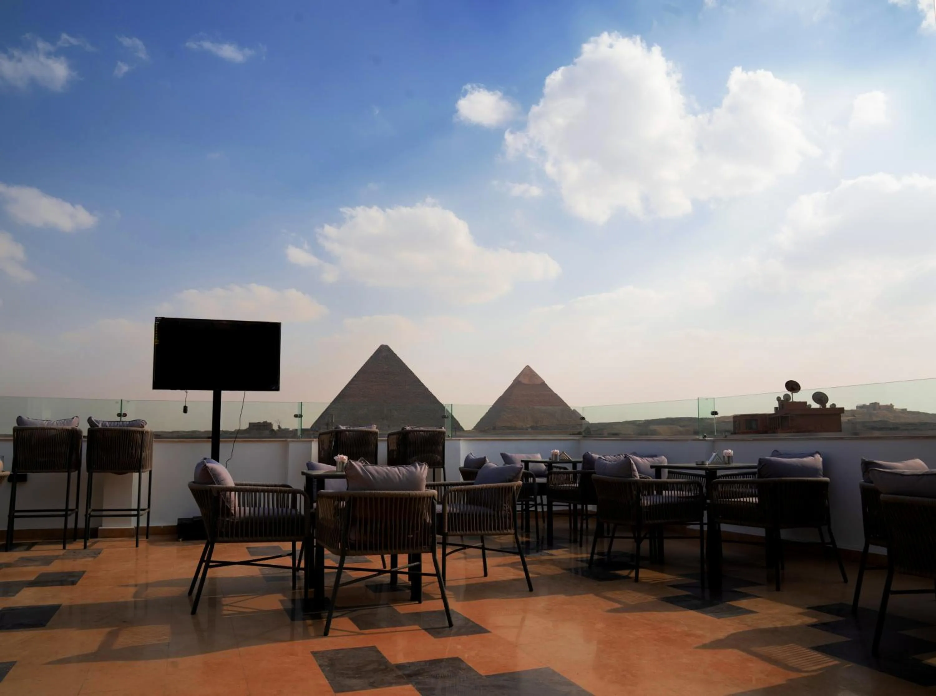 Casa De Pyramids