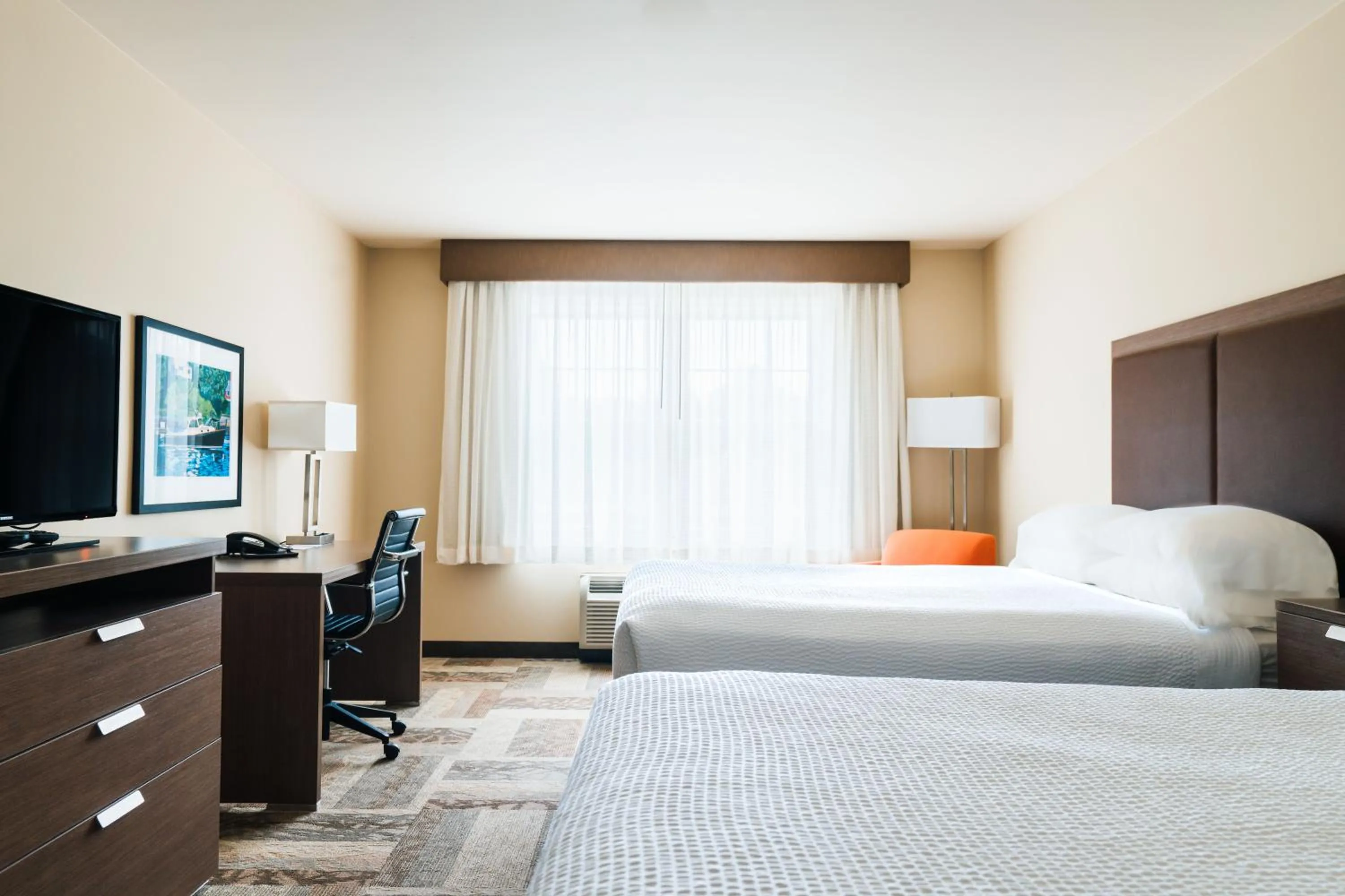 Bedroom, Bed in Belfast Harbor Inn