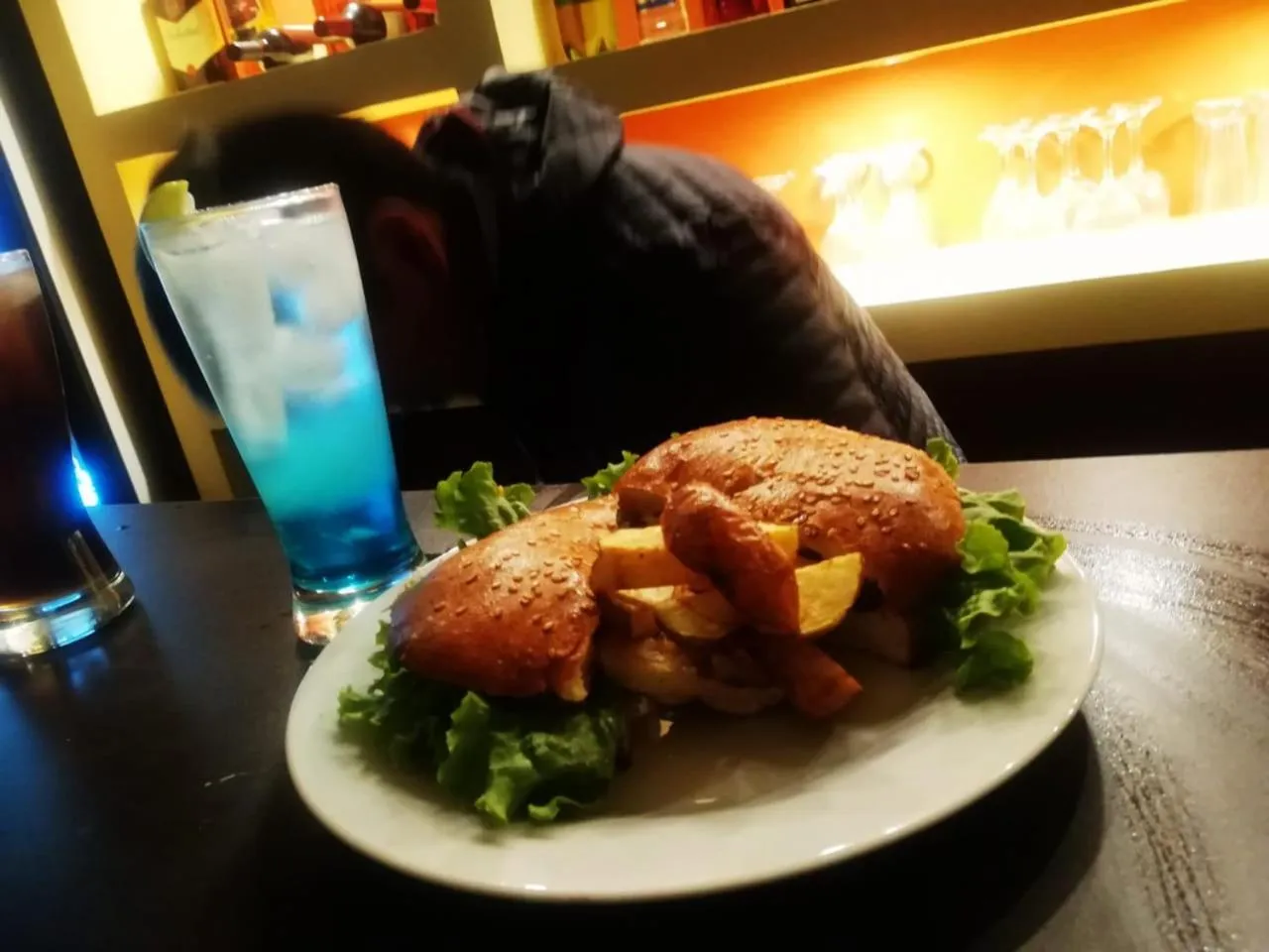 Food and drinks in Colonial Plaza Hotel