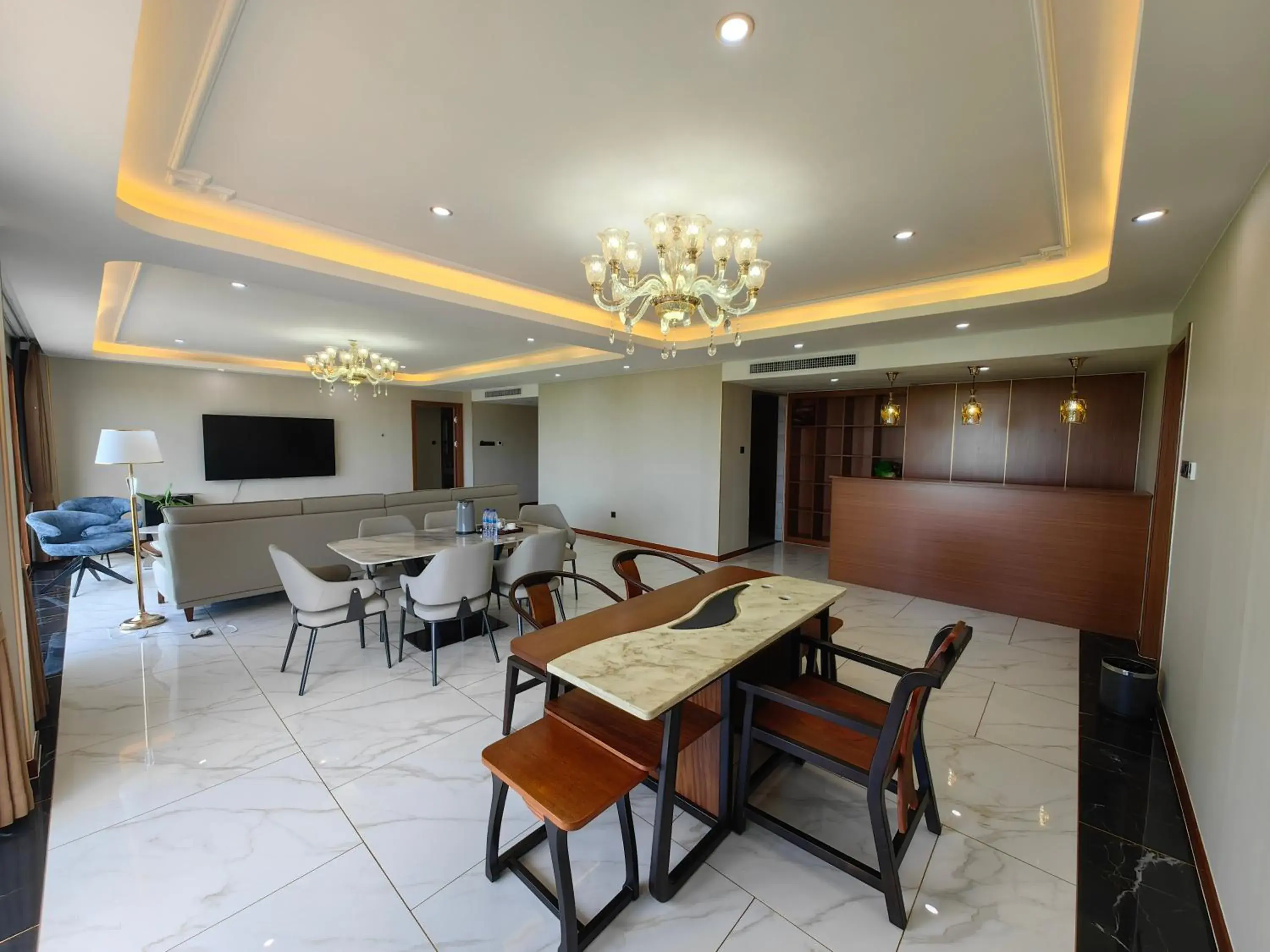 Executive Suite in Royal International Hotel & Mall Executive Suite in Royal International Hotel & Mall