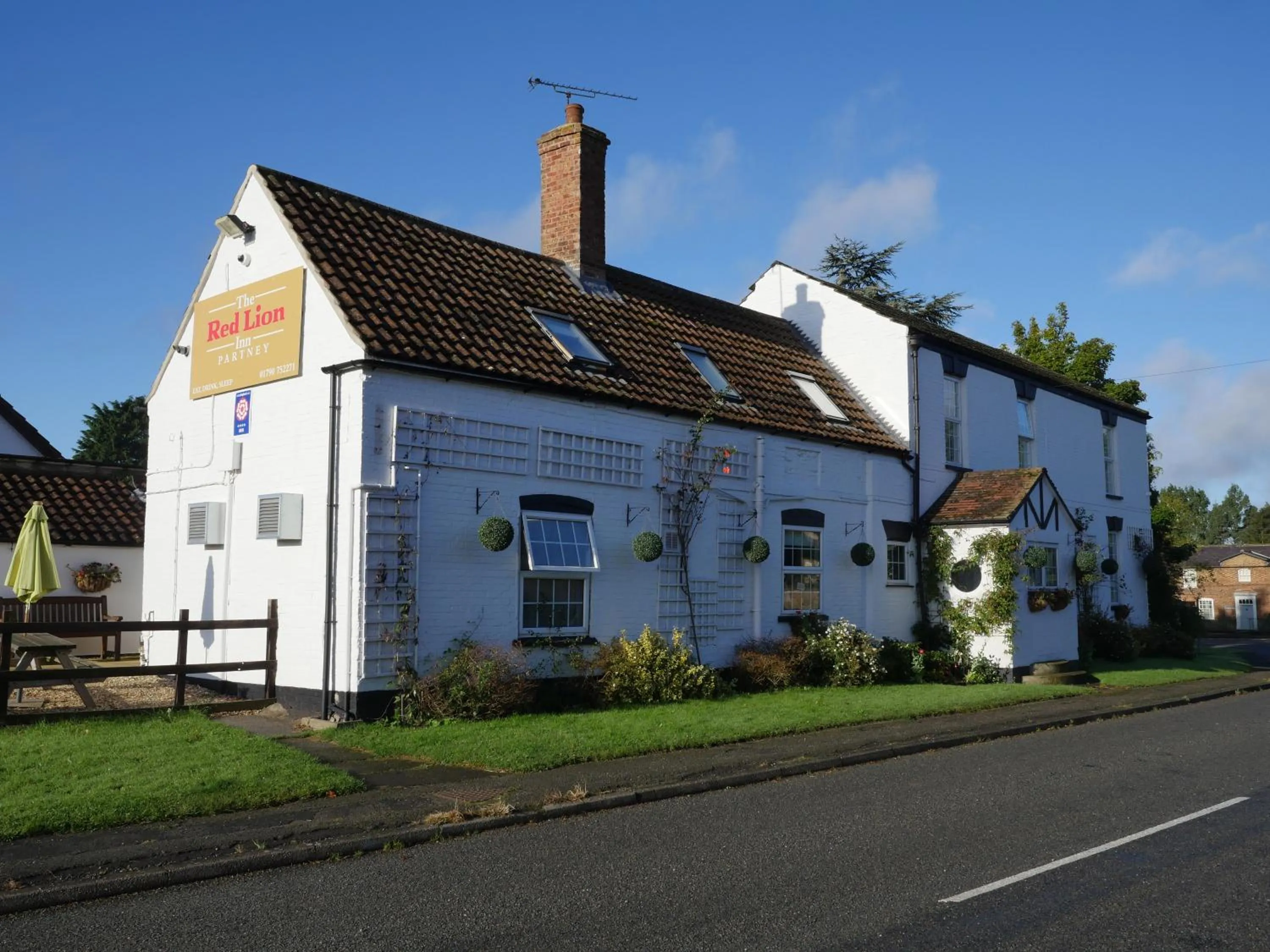 Property building in The Red Lion Inn Partney