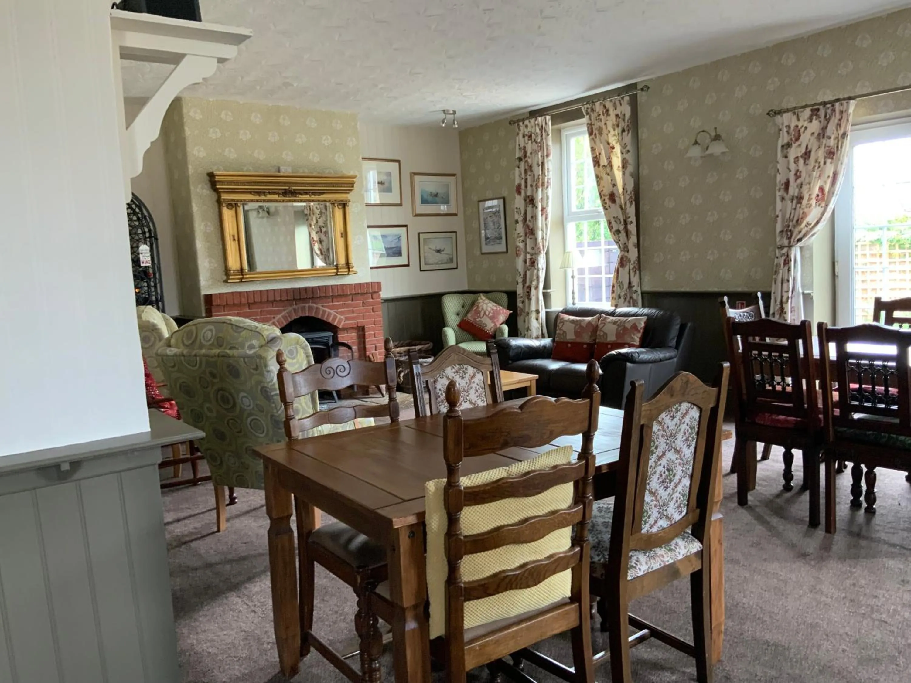 Restaurant/places to eat in The Red Lion Inn Partney