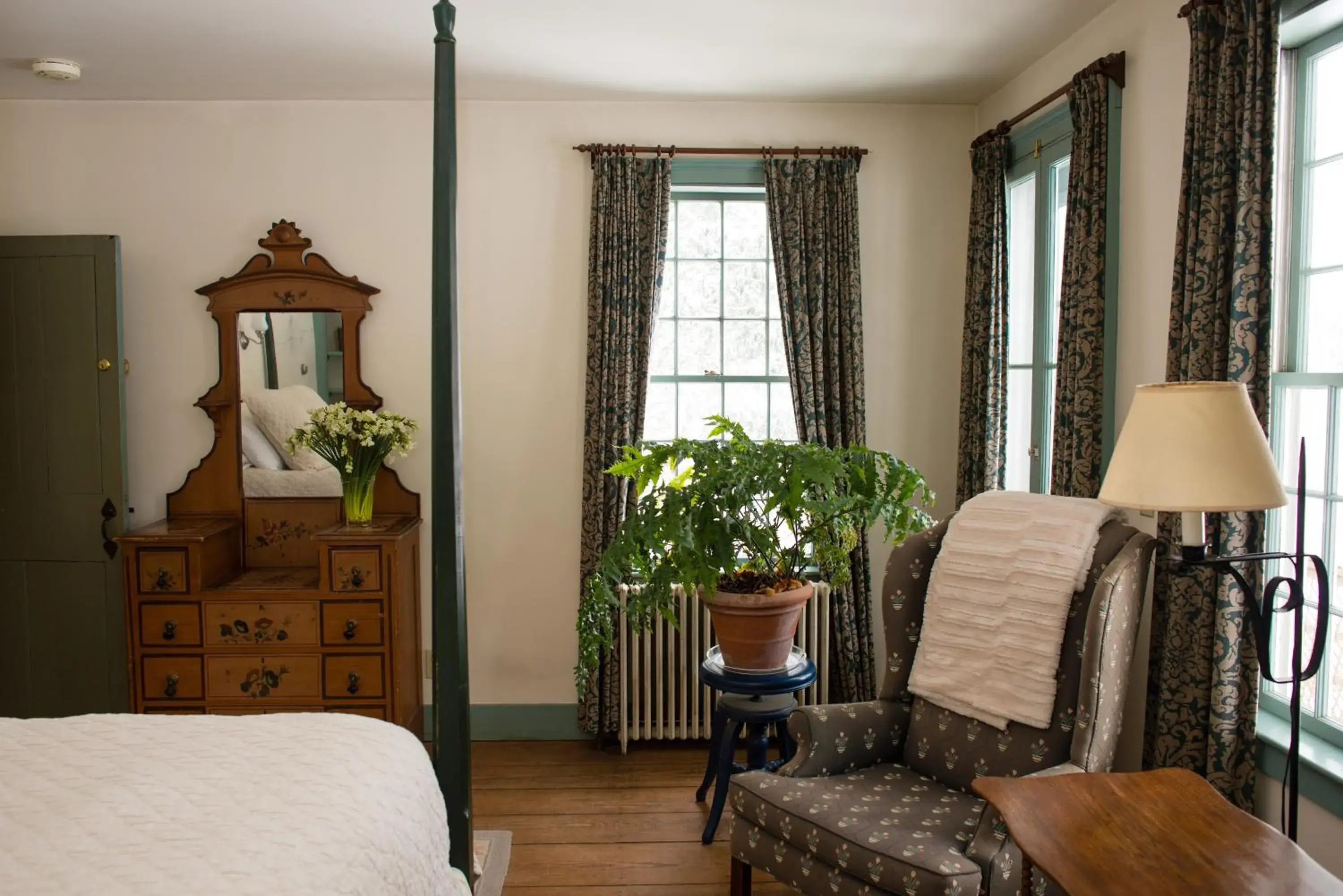 Queen Room with Full Bath and Balcony - single occupancy in The Old Inn On The Green Queen Room with Full Bath and Balcony - single occupancy in The Old Inn On The Green
