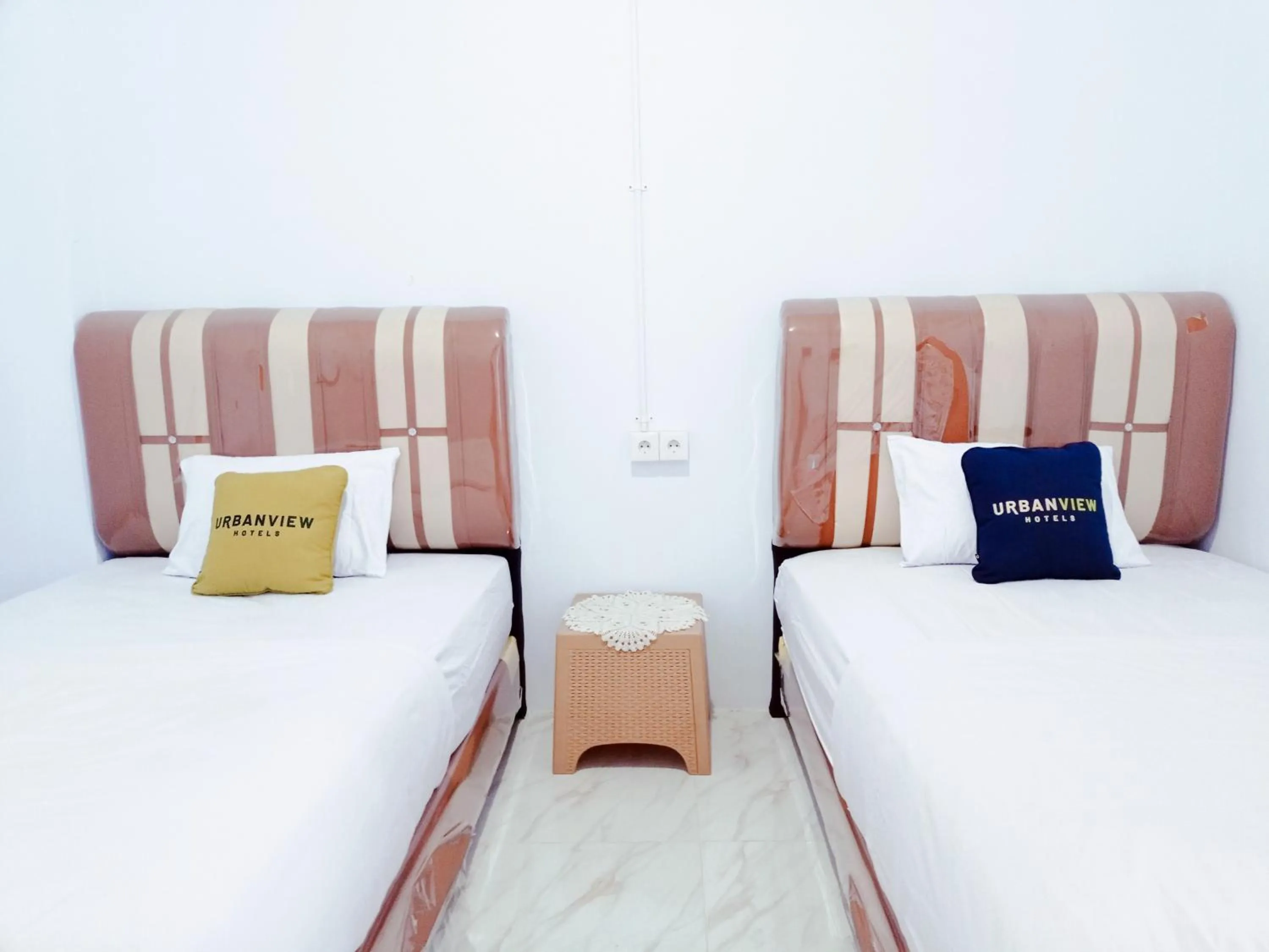 Bedroom, Bed in Urbanview Hotel at Guest House Bukit Sion Bengkulu