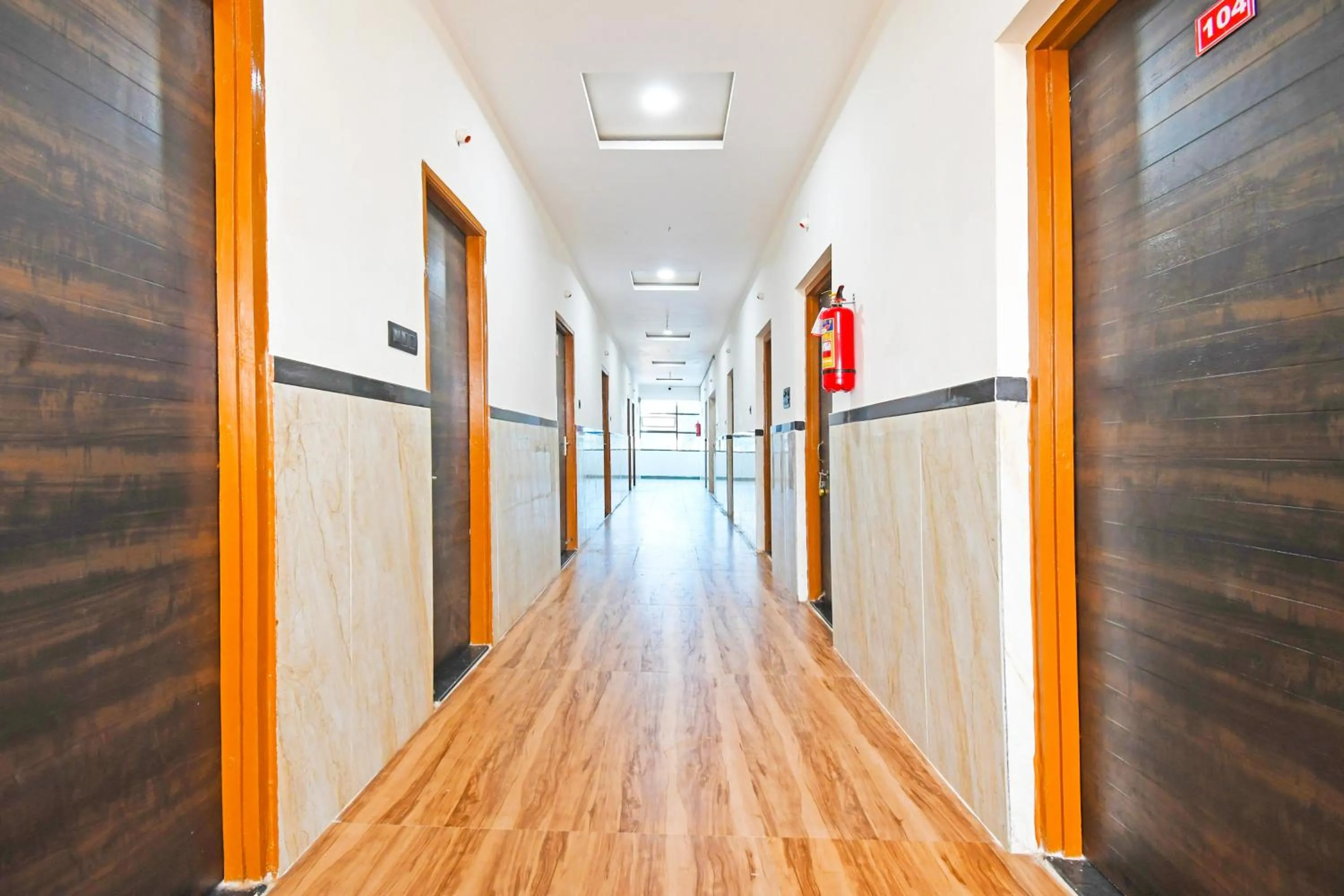 Lobby or reception in Super Hotel O Mana Camp Near Airport
