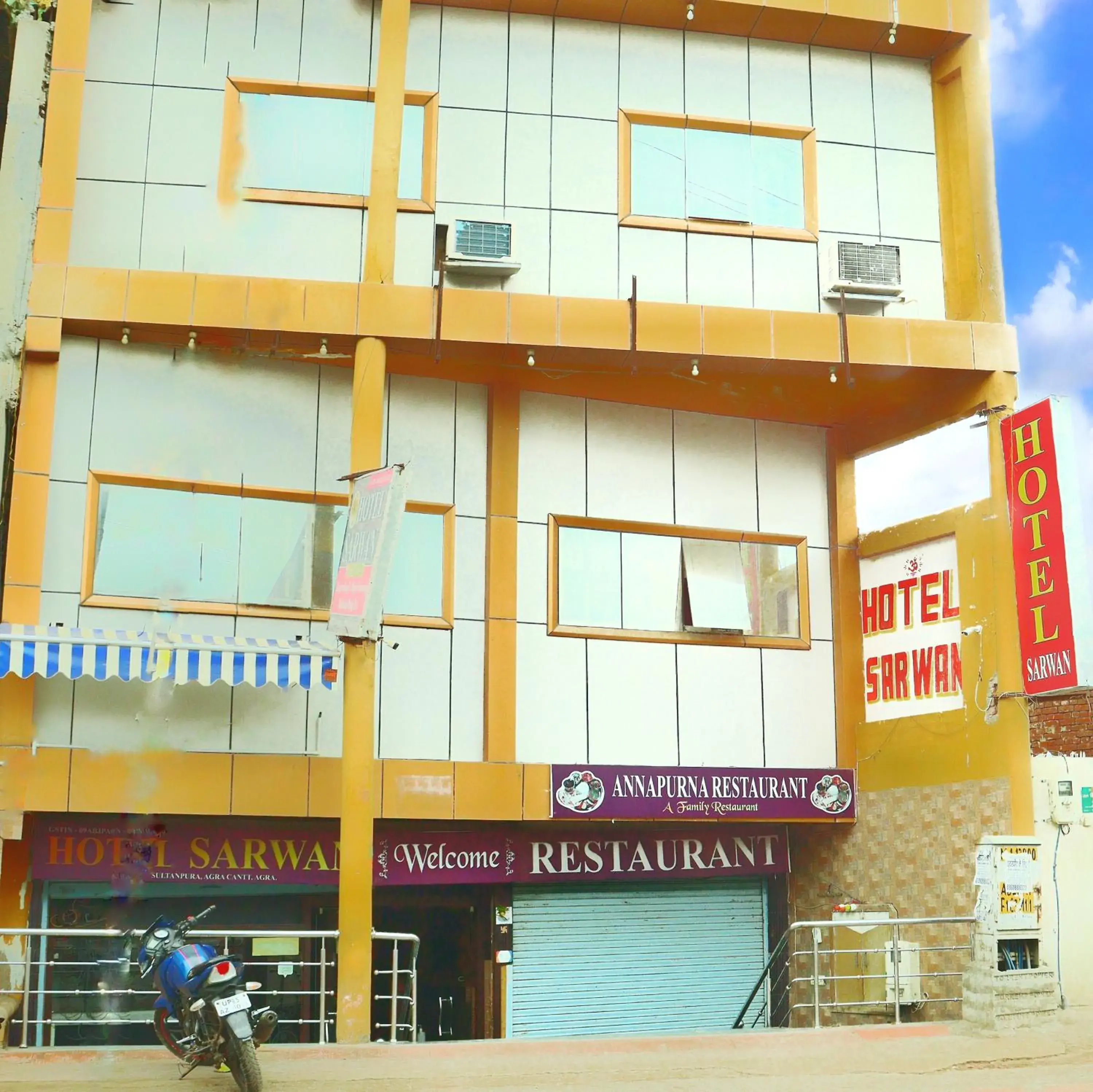 HOTEl SARWAN HOTEl SARWAN