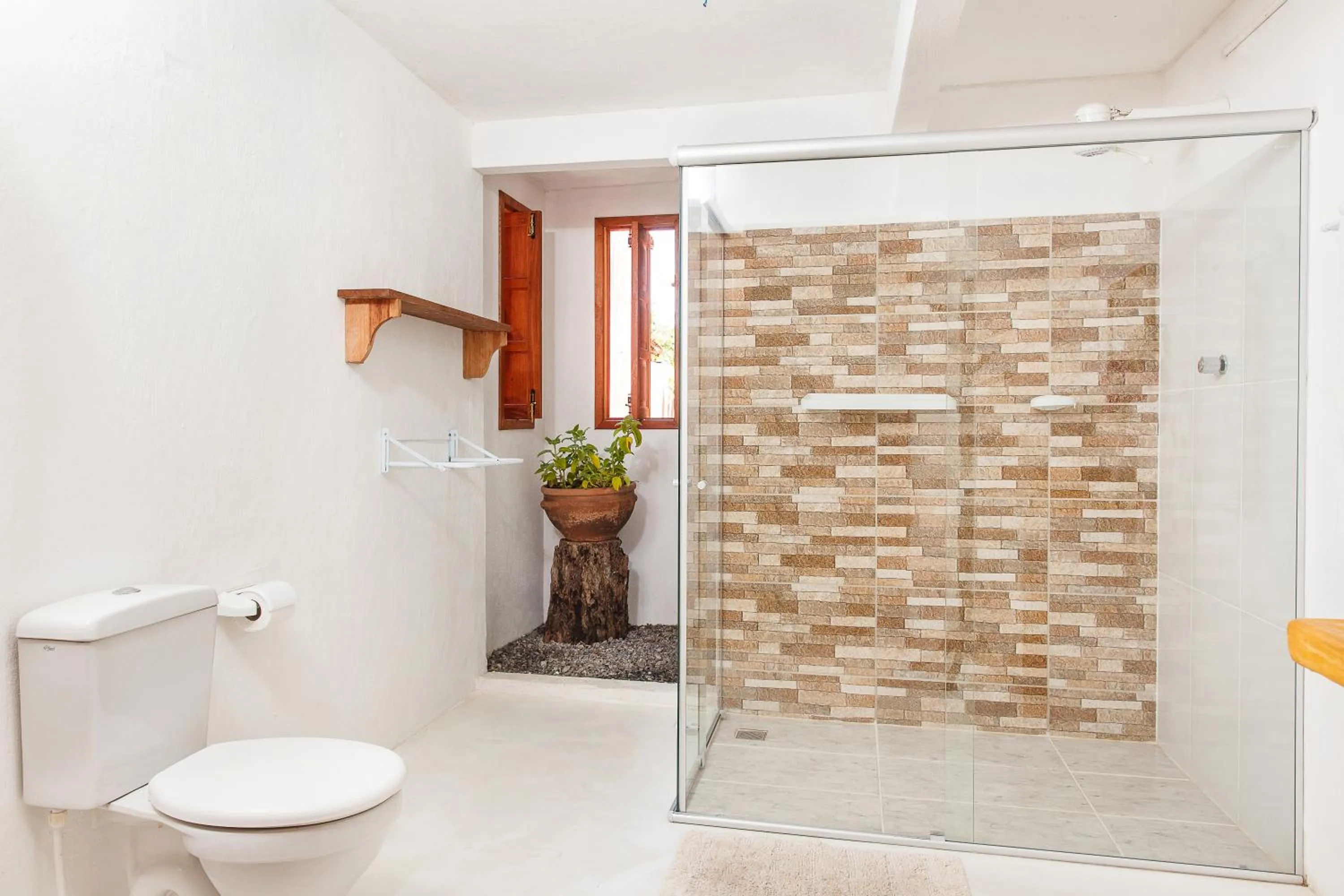 Bathroom in Pousada Do Guga