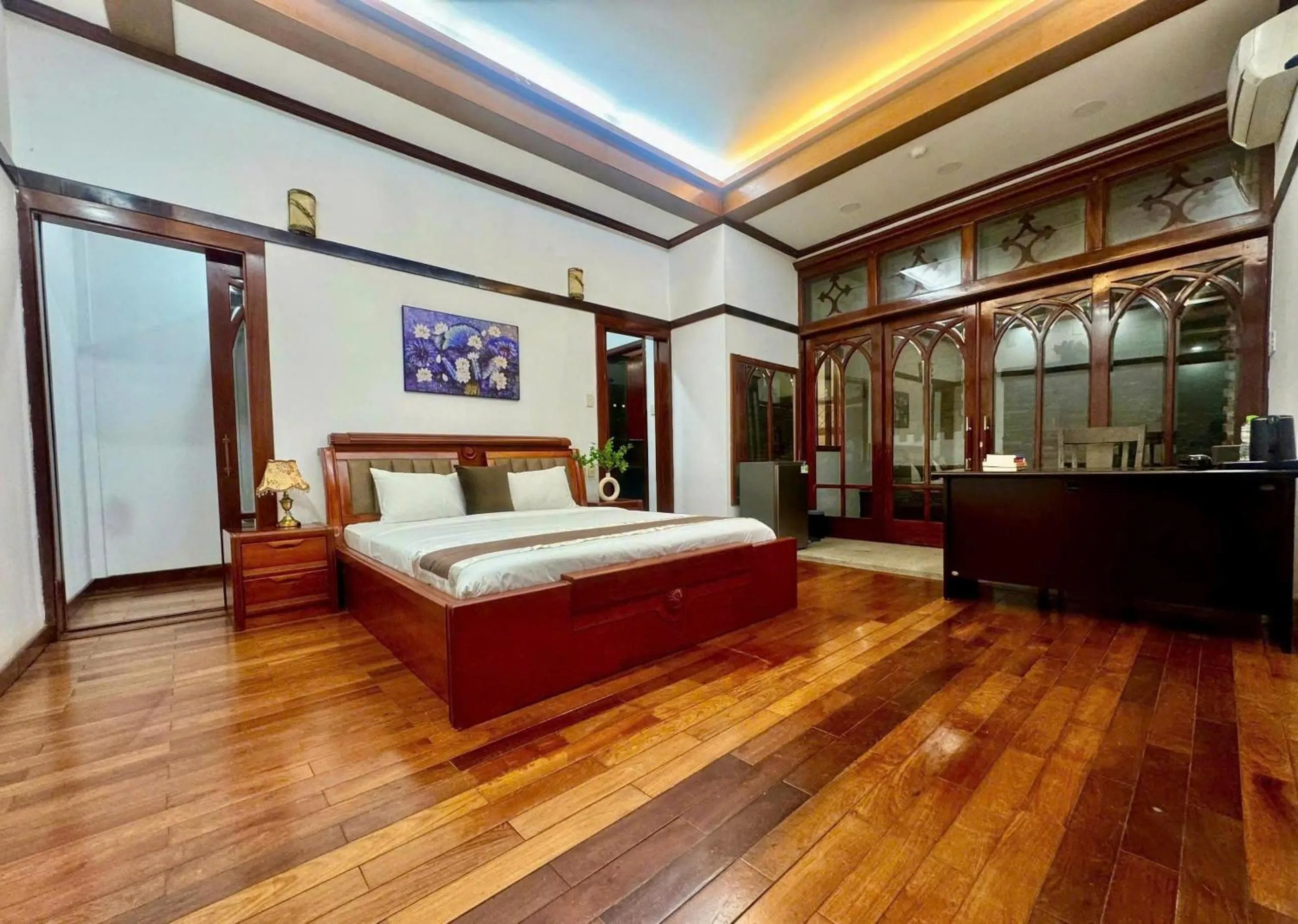 Photo of the whole room, Bed in Bros Citihouse Hotel