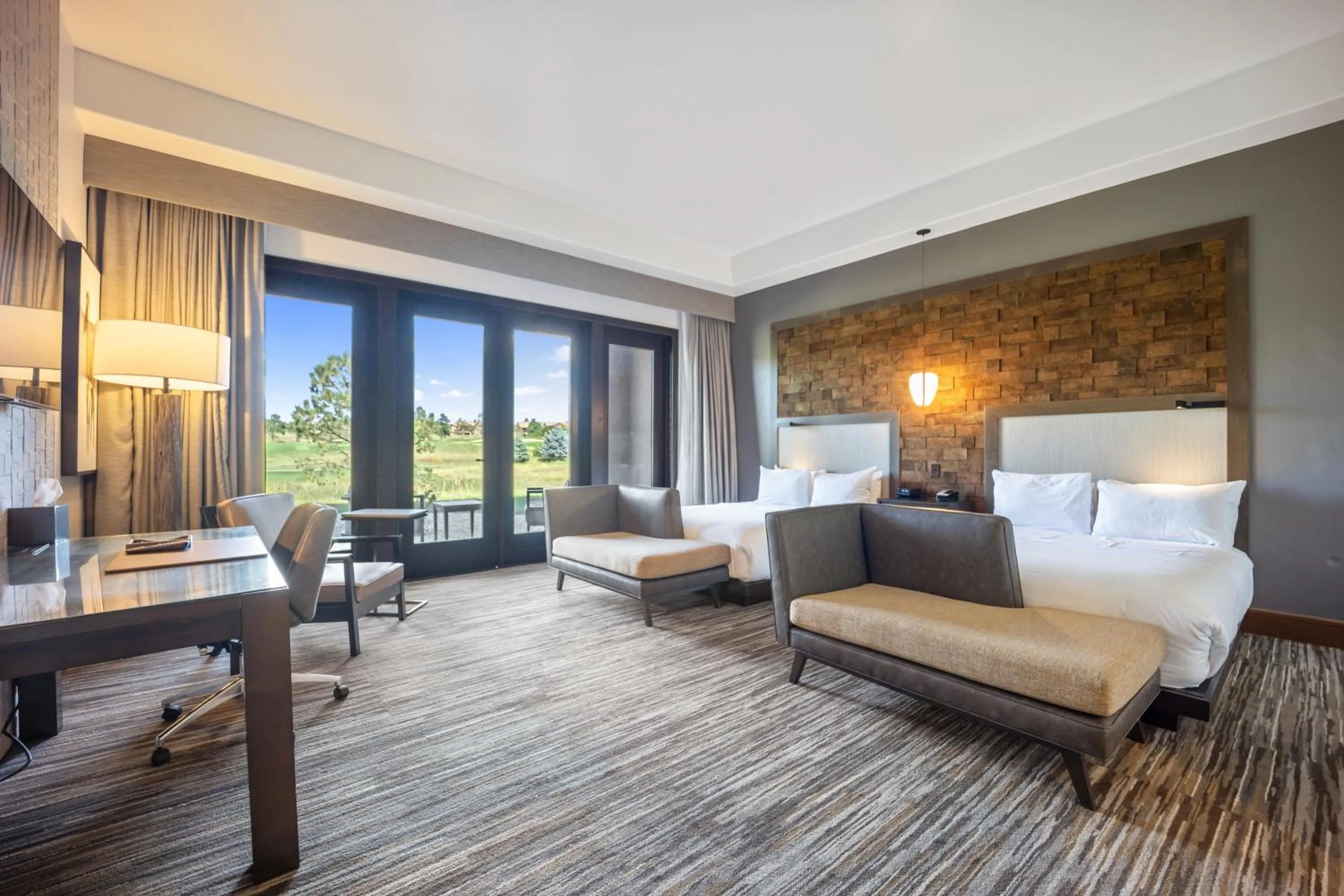 Bed in Flying Horse Resort & Club