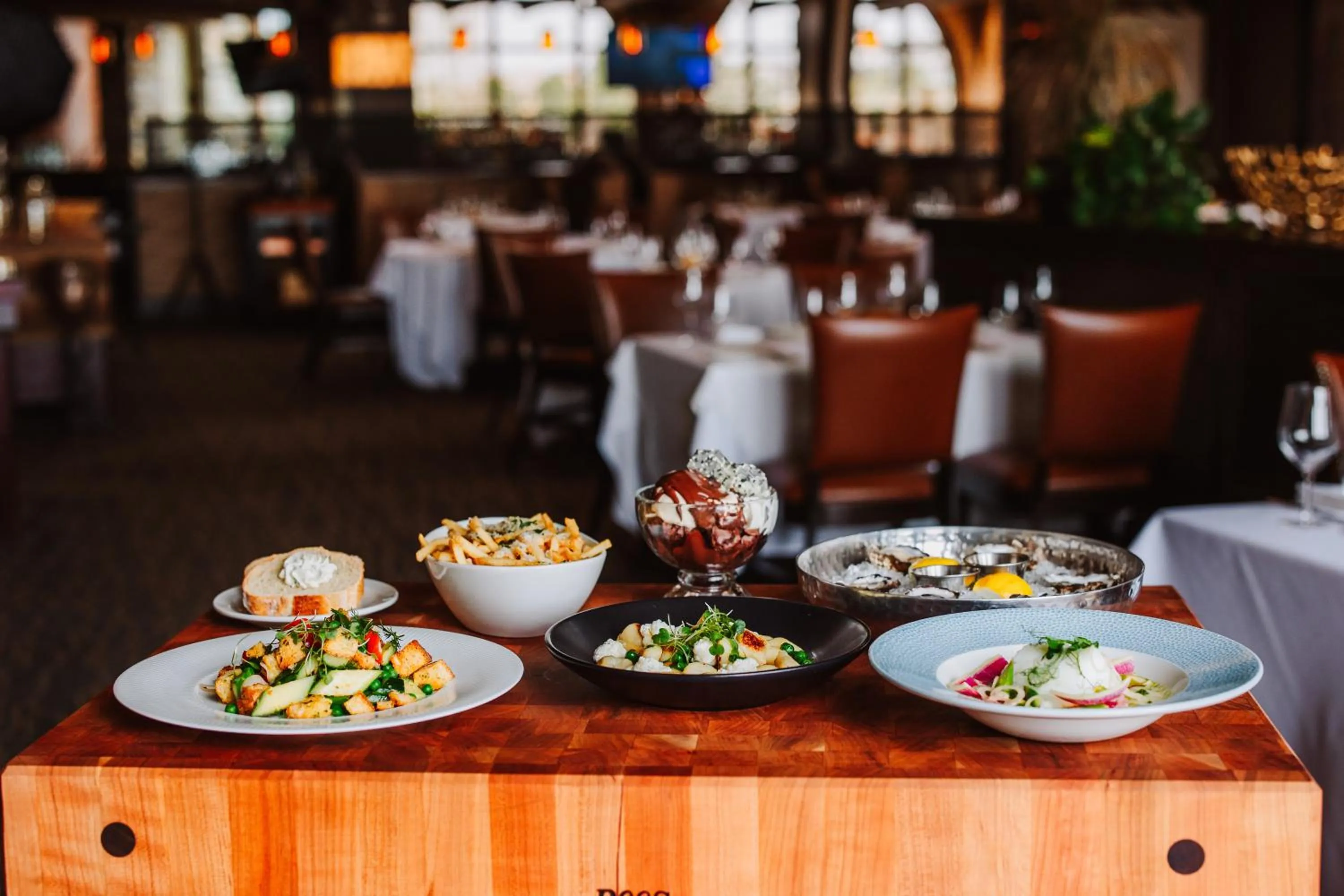 Restaurant/places to eat in Flying Horse Resort & Club