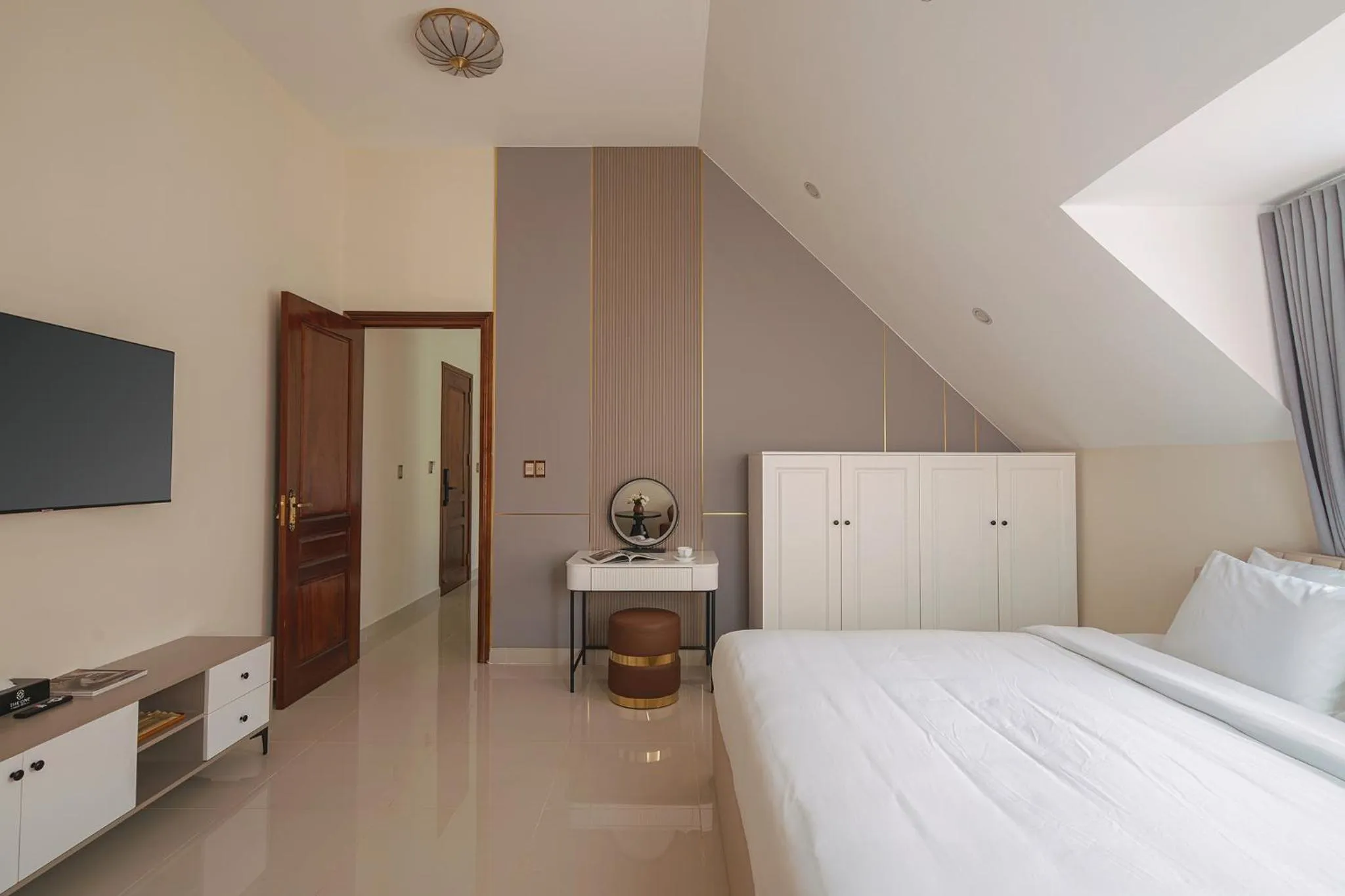 Area and facilities, Bed in The One Da Lat Hotel