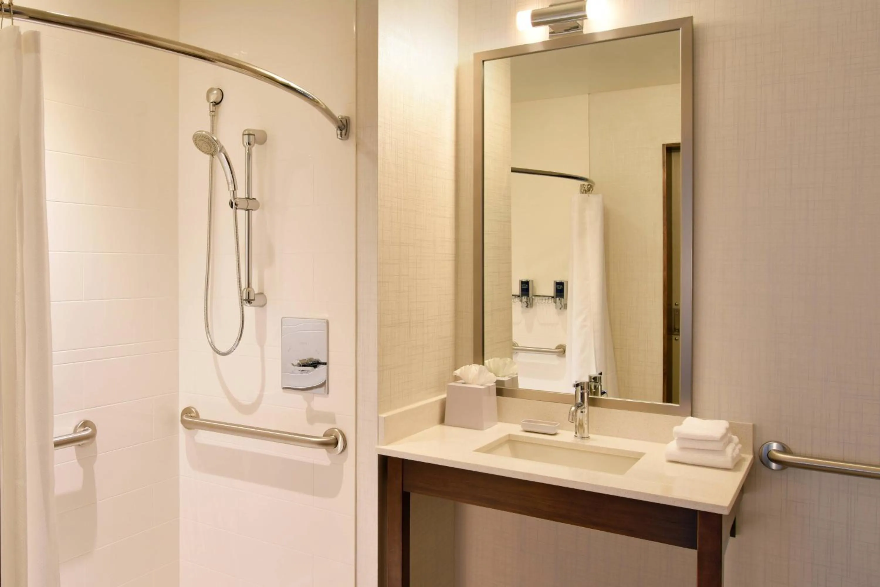 Bathroom in Four Points by Sheraton Coral Gables