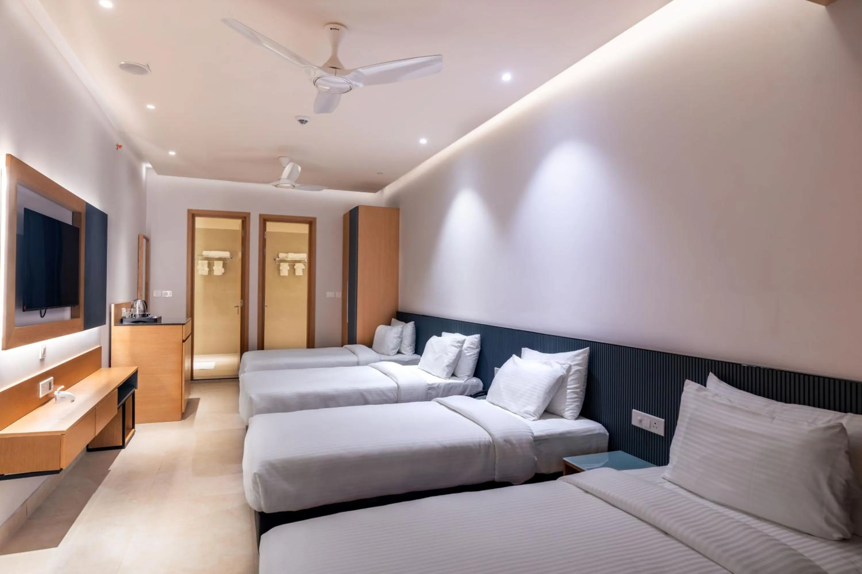 TV and multimedia, Bed in Krishna's courtyard Hotel & Convention