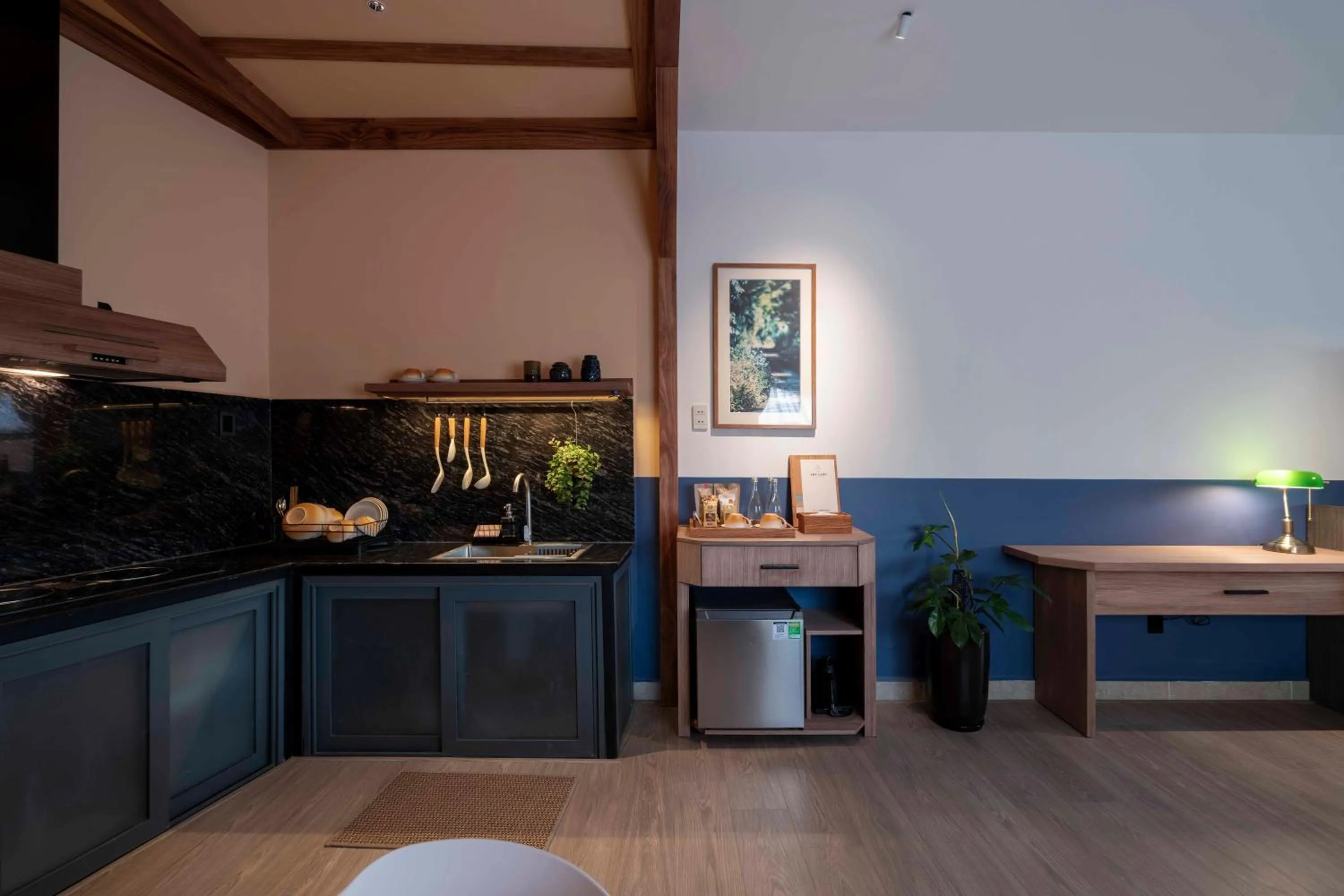 Kitchen or kitchenette in The Lamp Boutique House