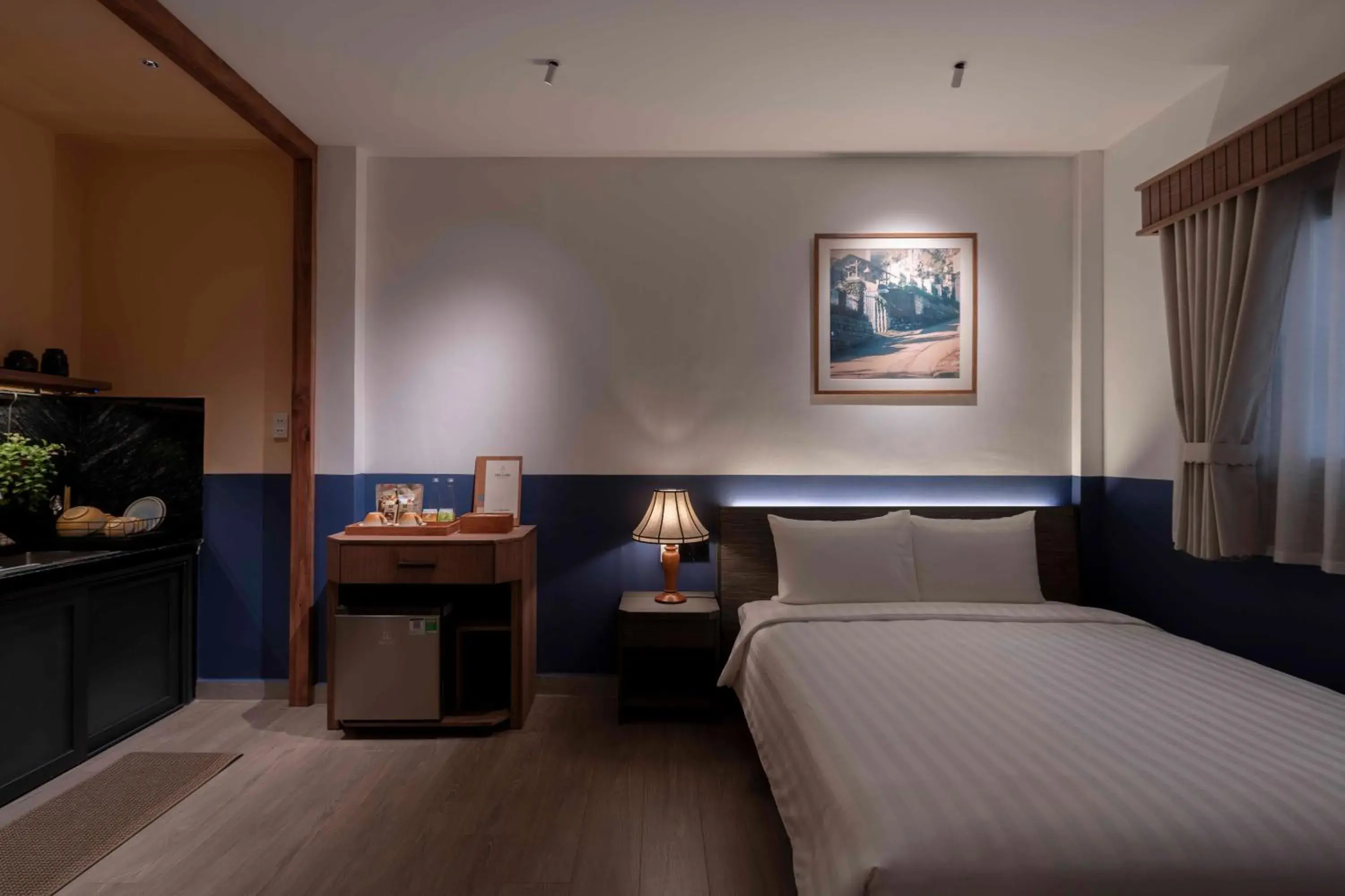 Bed in The Lamp Boutique House Bed in The Lamp Boutique House