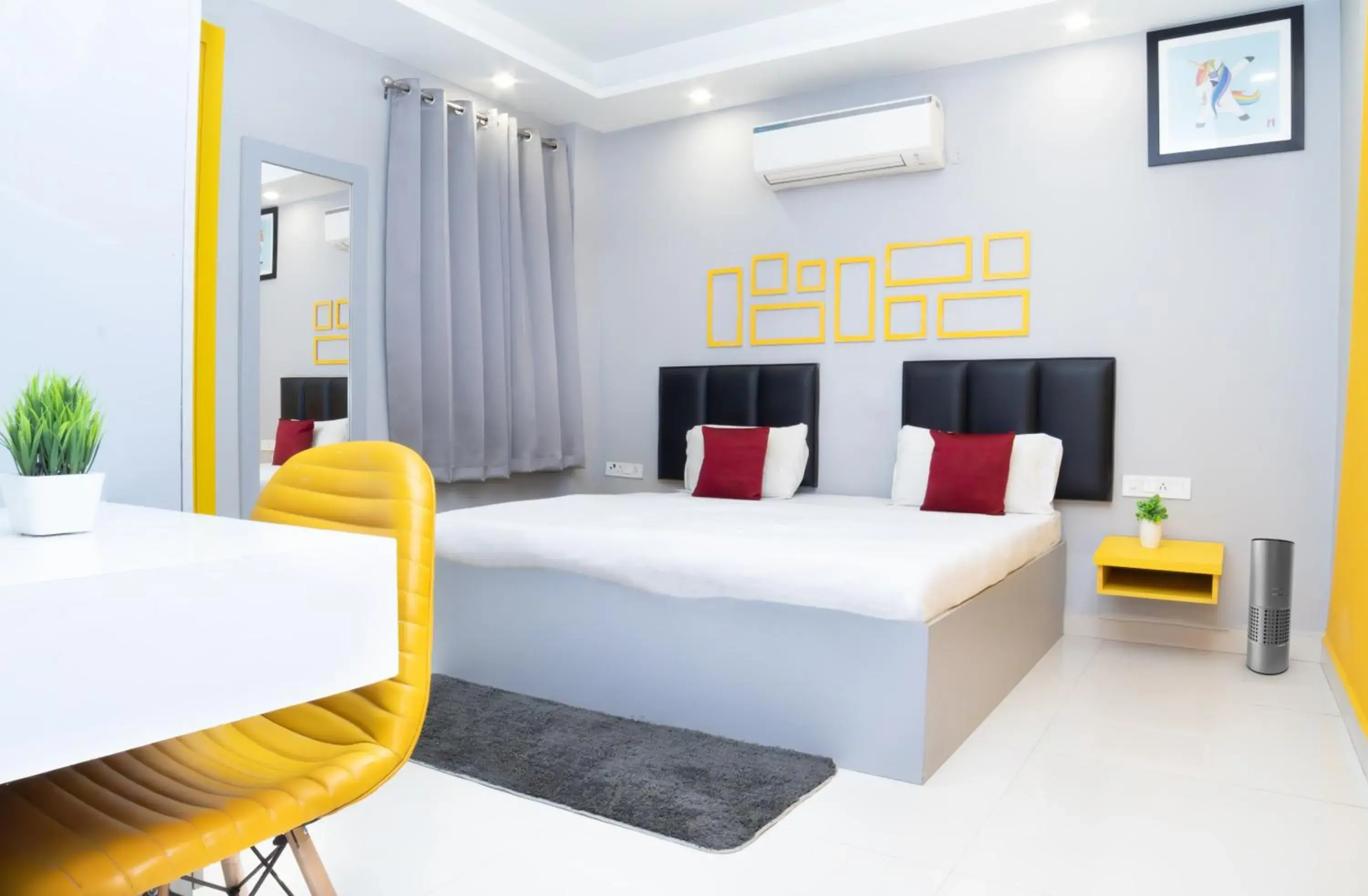Studio in Housr Sector 38 Gurgaon Near Medanta Hospital Studio in Housr Sector 38 Gurgaon Near Medanta Hospital