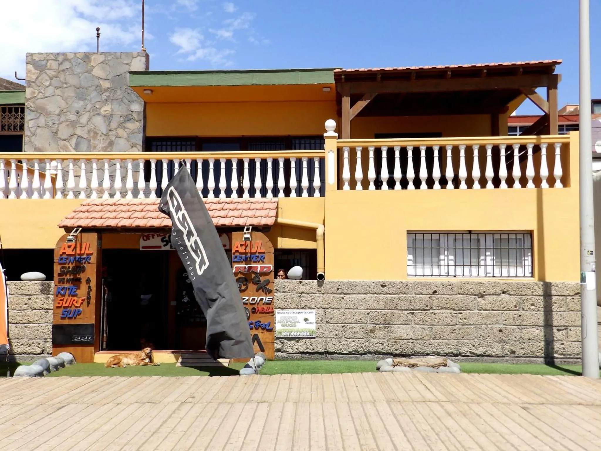 Facade/entrance in Apartamentos Medano - Casa Playa