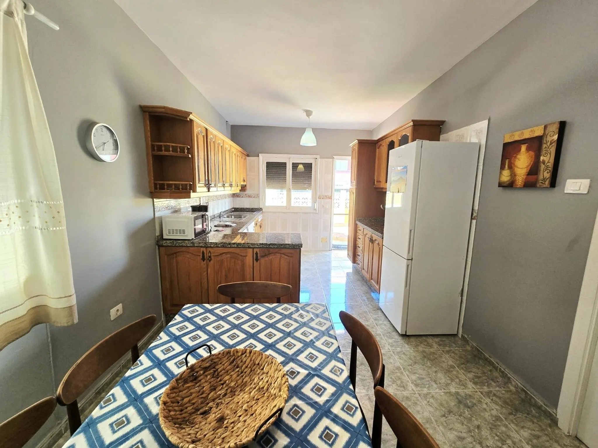 Kitchen or kitchenette in Apartamentos Medano - Casa Playa