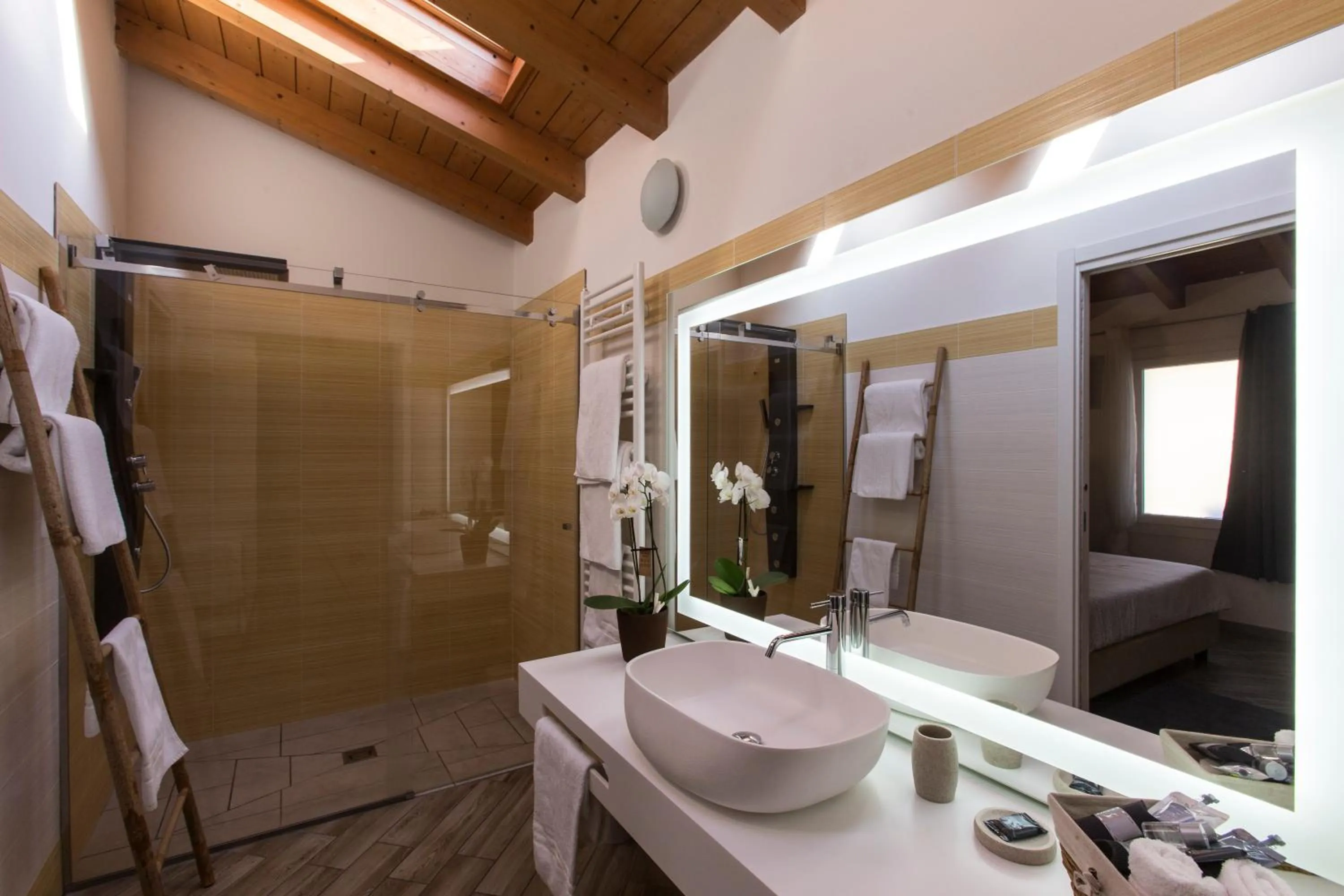 Bathroom in BHL Boutique Rooms Legnano