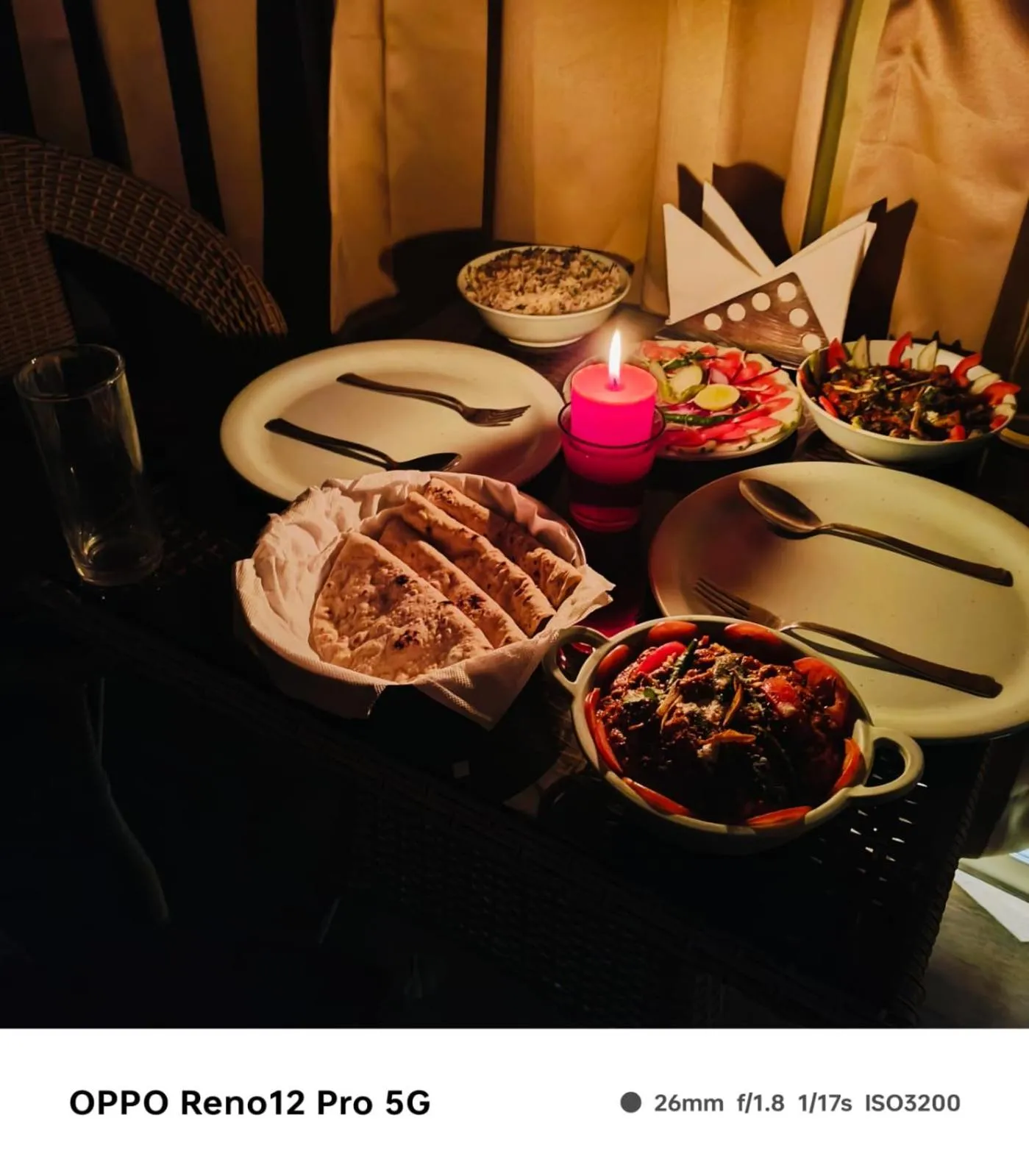Restaurant/places to eat in Check Inn Homes, Rishikesh Tapovan