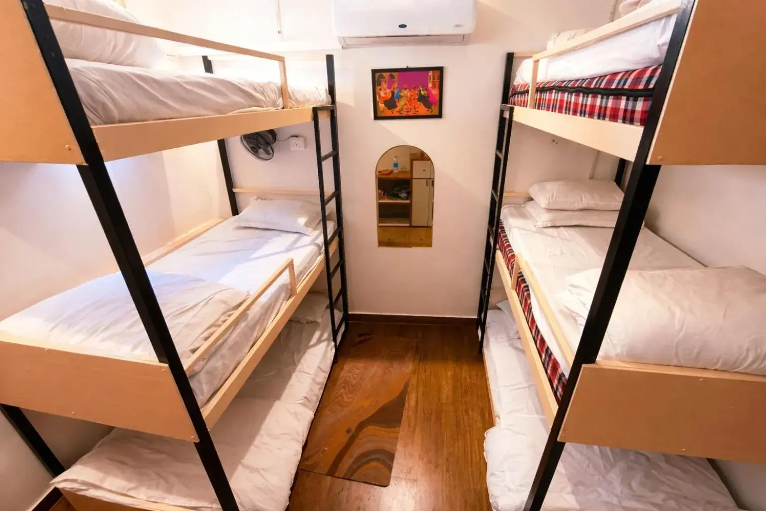 6-Bed Mixed Dormitory Room in Check Inn Homes, Rishikesh Tapovan 6-Bed Mixed Dormitory Room in Check Inn Homes, Rishikesh Tapovan
