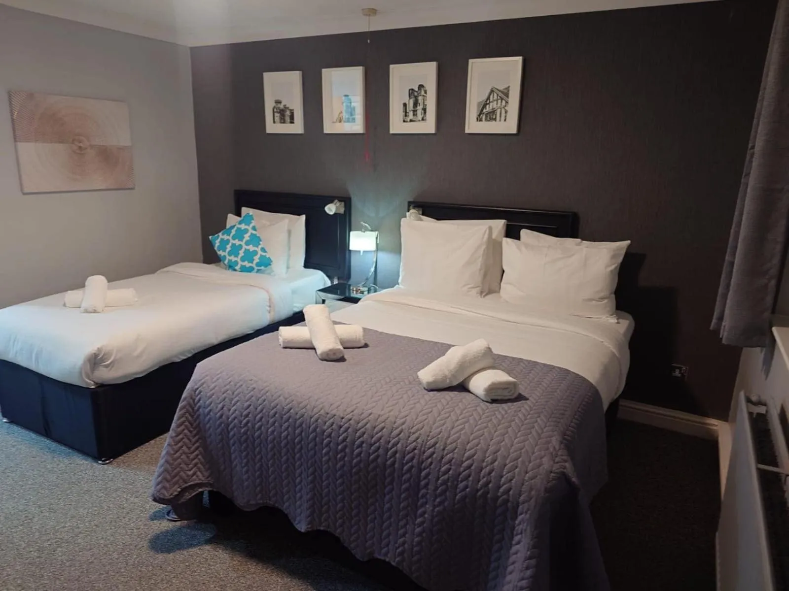 Bedroom, Bed in Dancenter Birmingham Airport near NEC