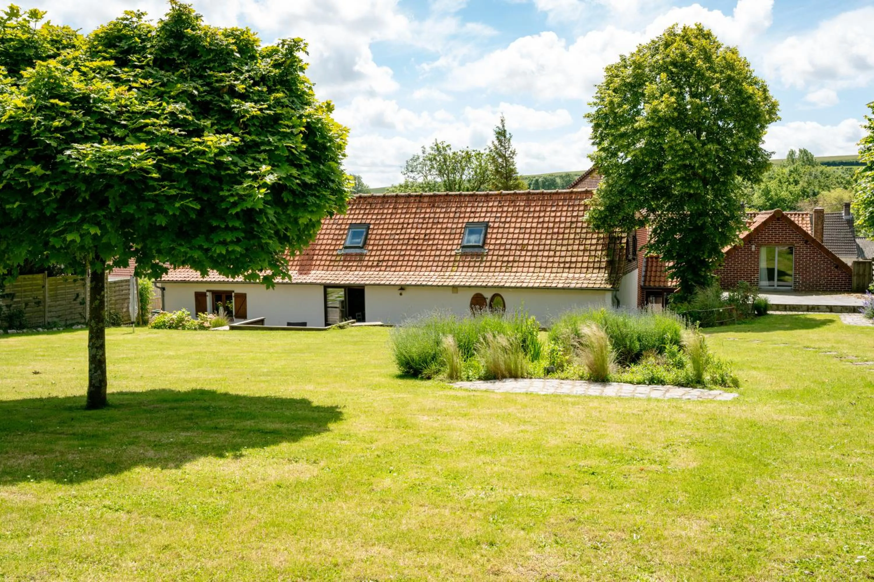Garden in Les Charmes du Petit Pré