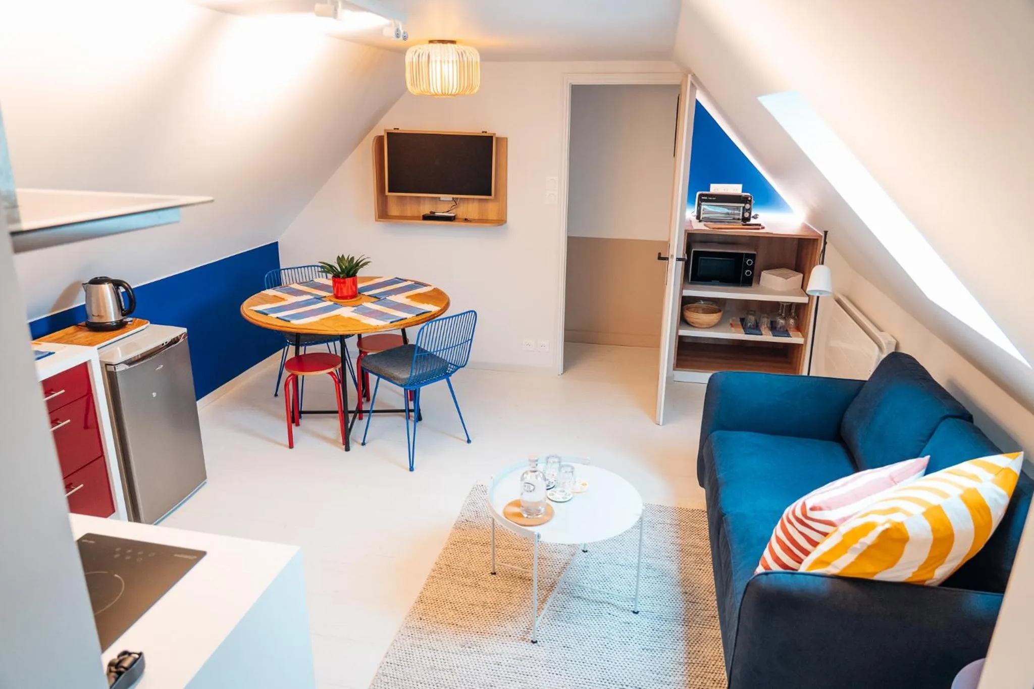 Communal lounge/ TV room in Les Charmes du Petit Pré