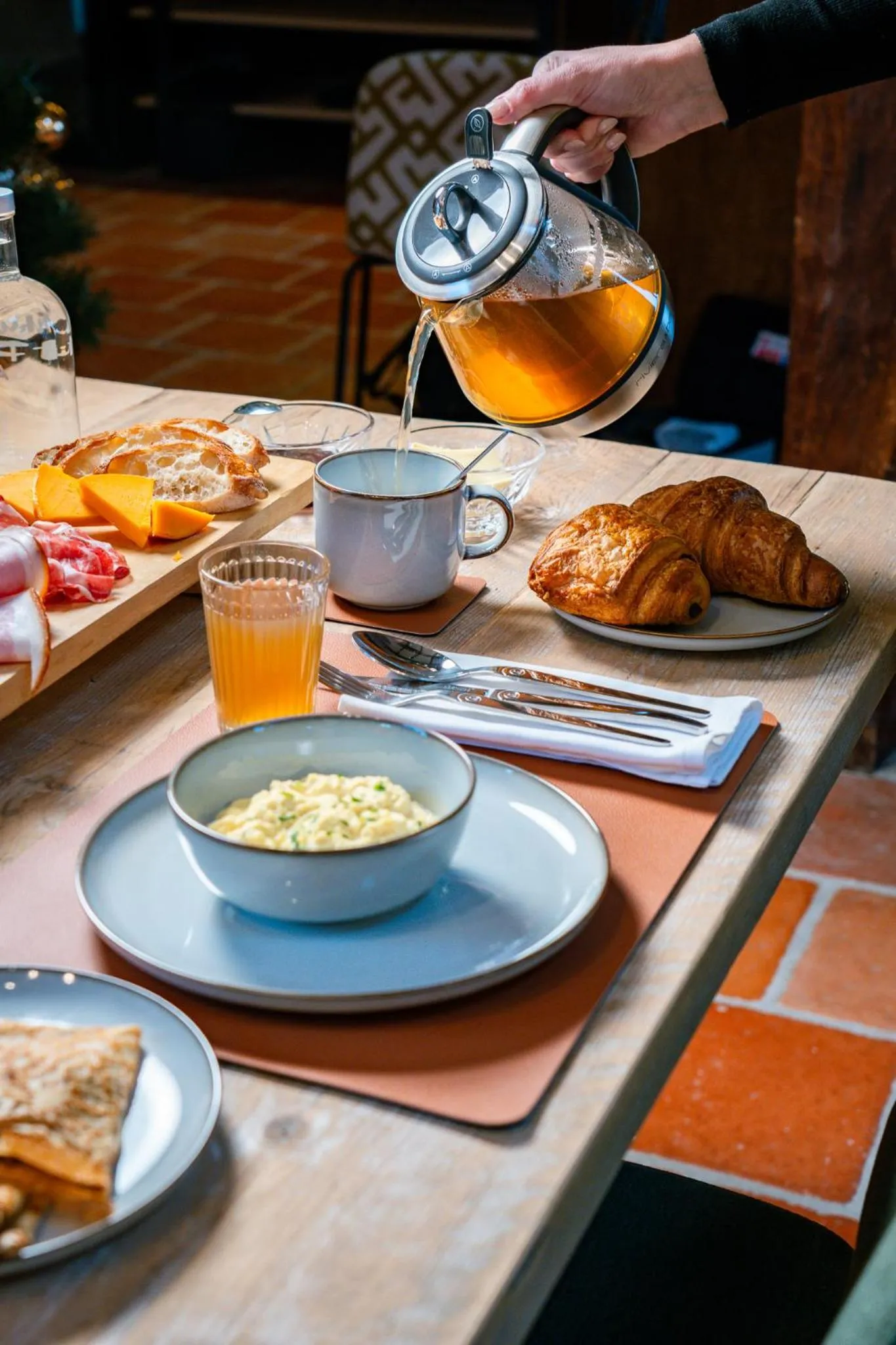 Food and drinks in Les Charmes du Petit Pré