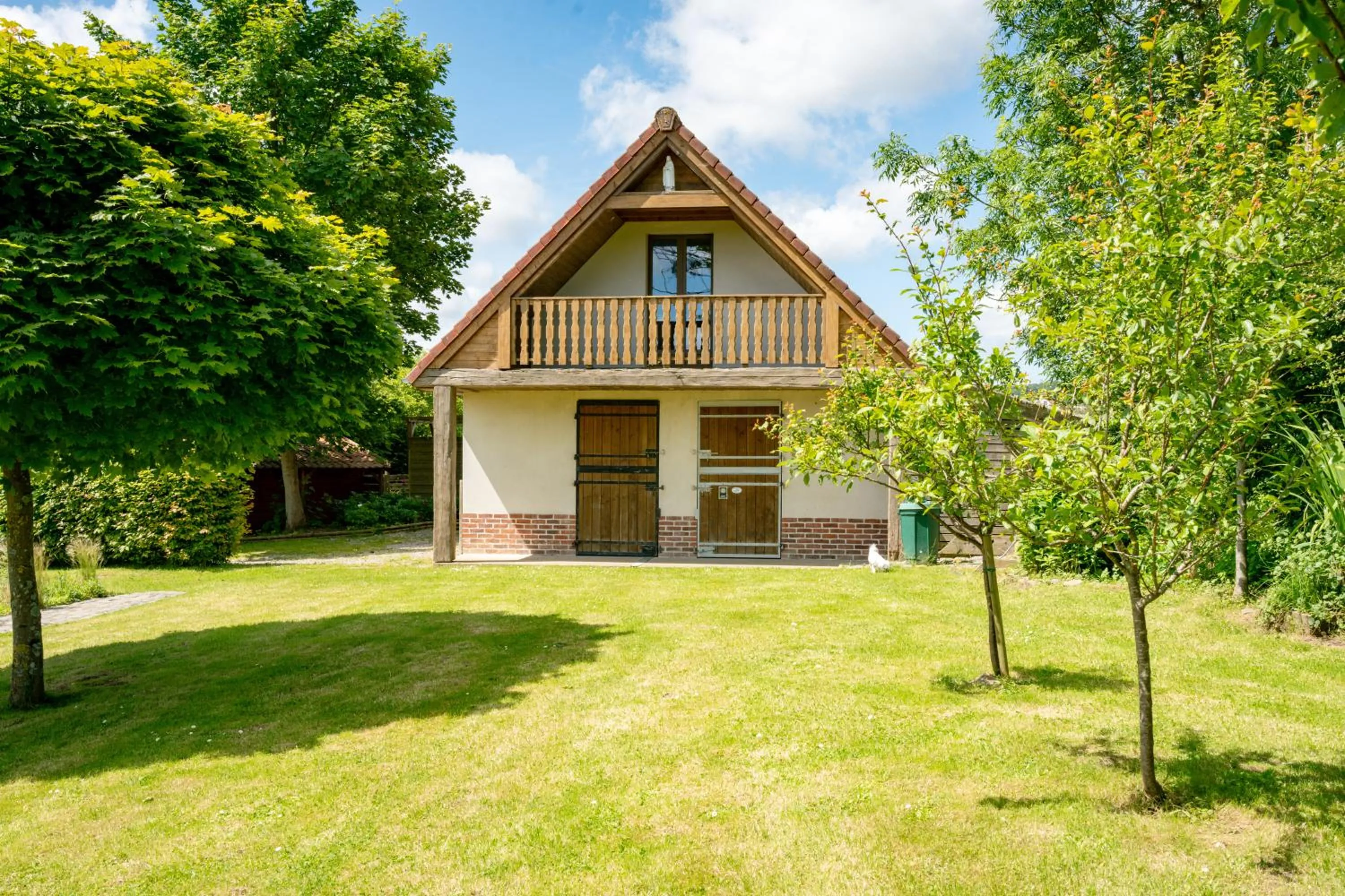 Garden in Les Charmes du Petit Pré