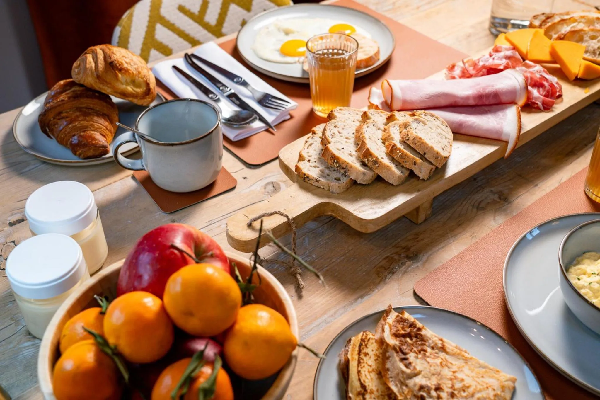 Food and drinks in Les Charmes du Petit Pré